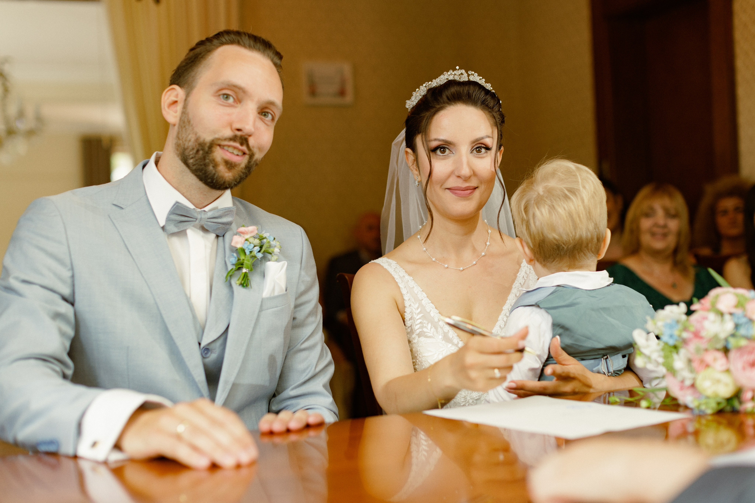 Hochzeitsfotografie in der Weißen Villa Elmshorn | Historischer Charme in Schleswig-Holstein. Hochzeitsfotograf und Hochzeitsvideograf aus Hamburg | Roka21Film