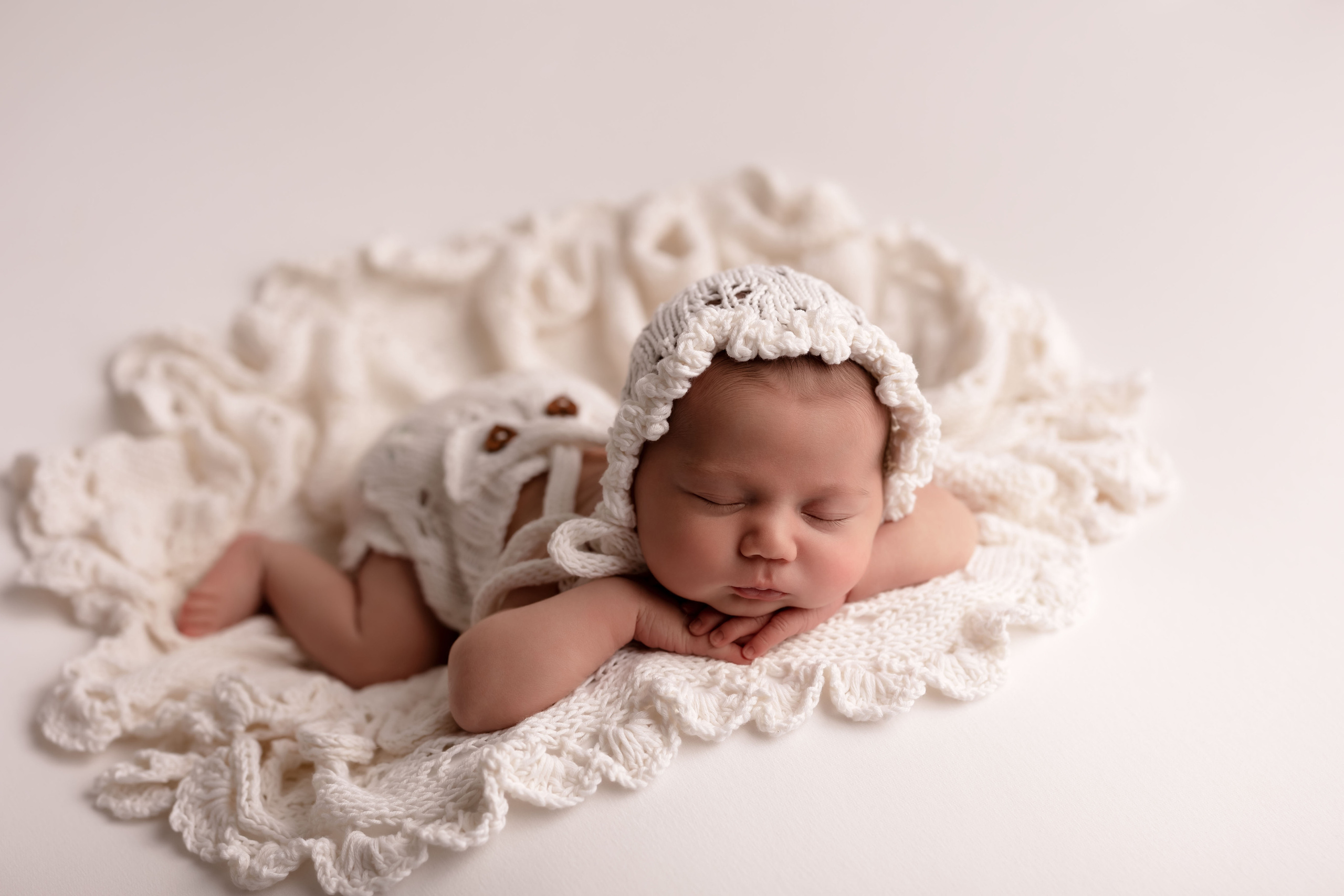 LA DELICATEZZA DI AGATA - FOTOGRAFO NEONATI RAVENNA. Yulisphotography Ravenna - Fotografo Romagna // Fotografo Gravidanza