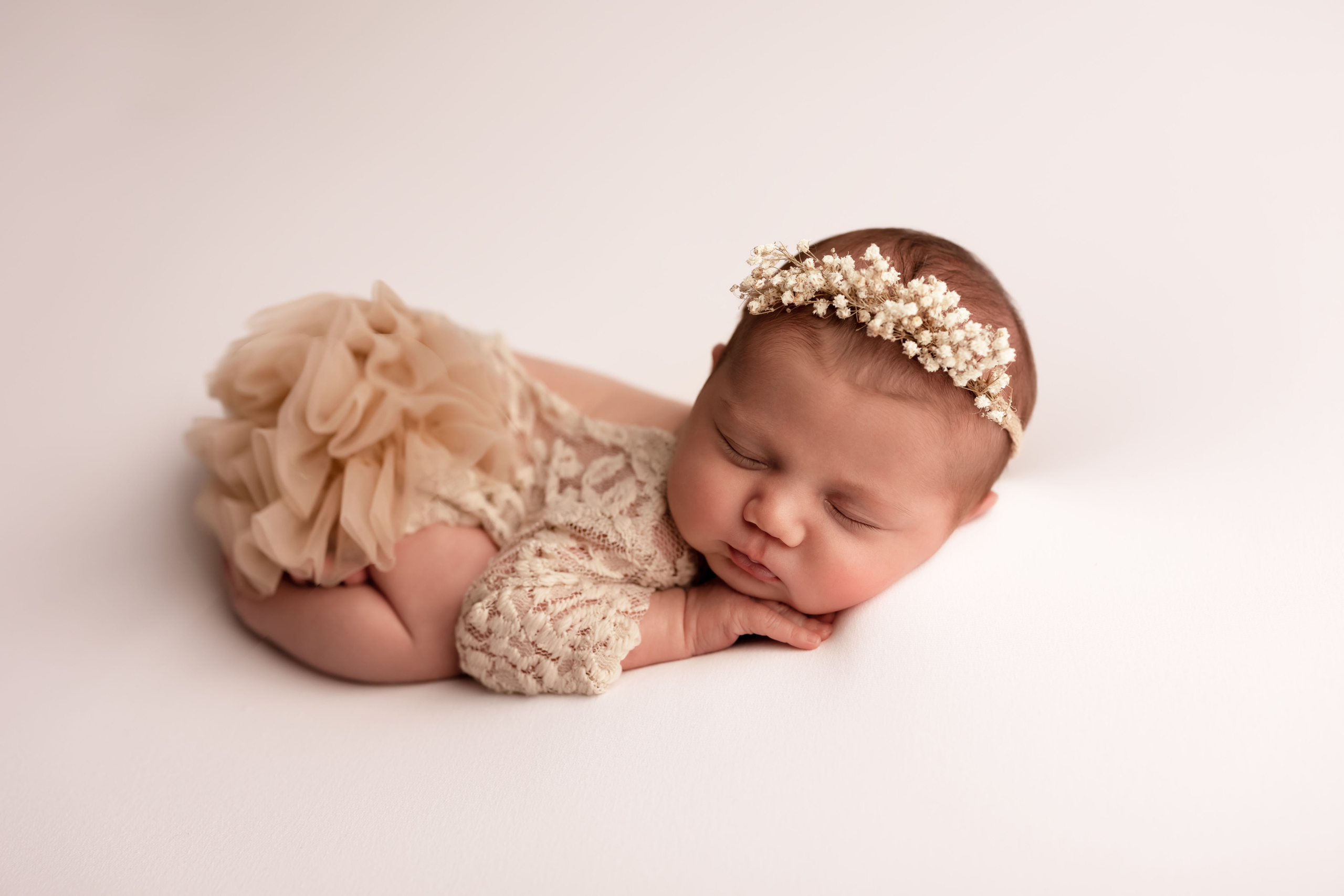 LA DELICATEZZA DI AGATA - FOTOGRAFO NEONATI RAVENNA. Yulisphotography Ravenna - Fotografo Romagna // Fotografo Gravidanza