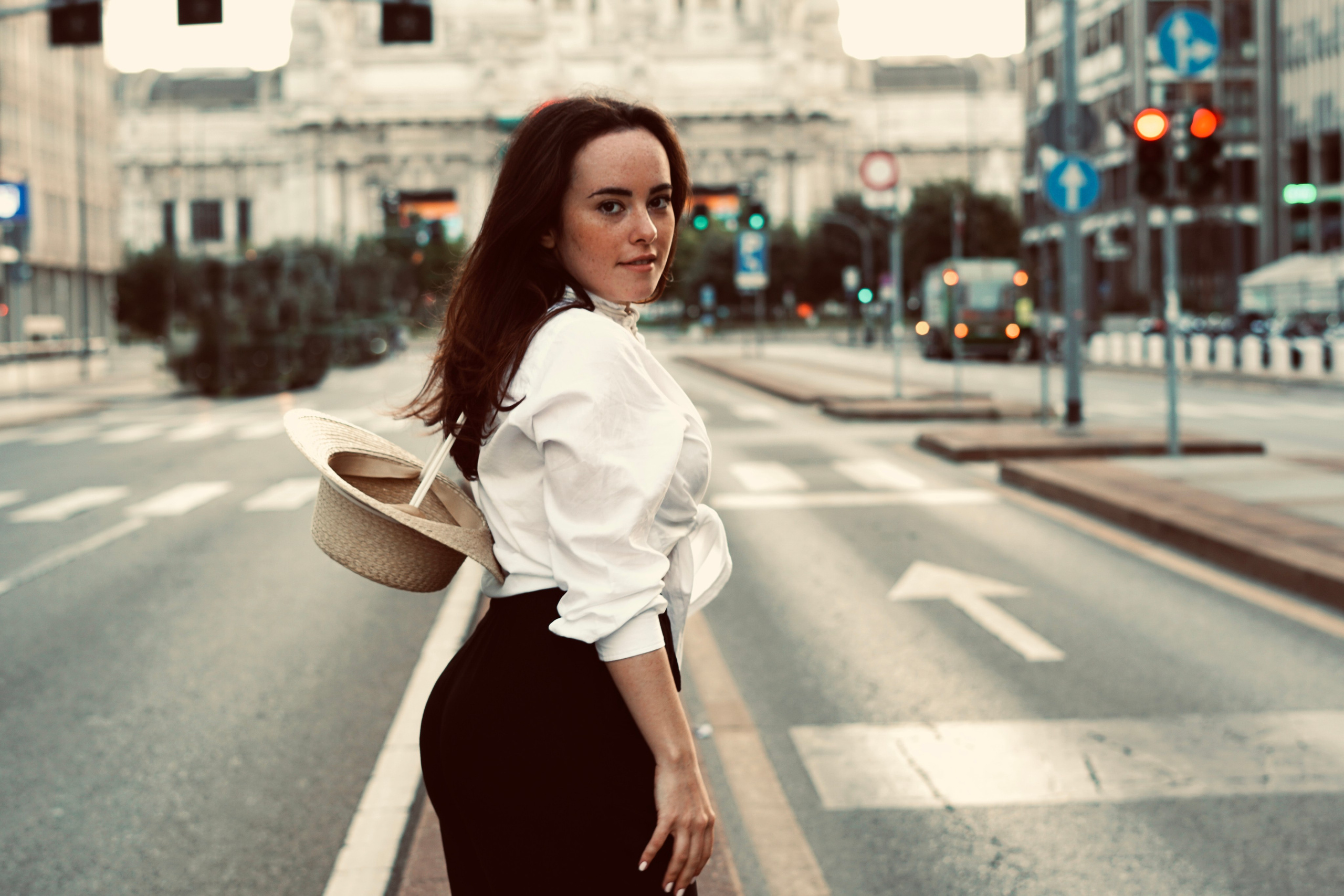 Milano all’alba. Albina Sokhova | Fotografa in Italia: Ritratti, Famiglie, Matrimoni e Branding