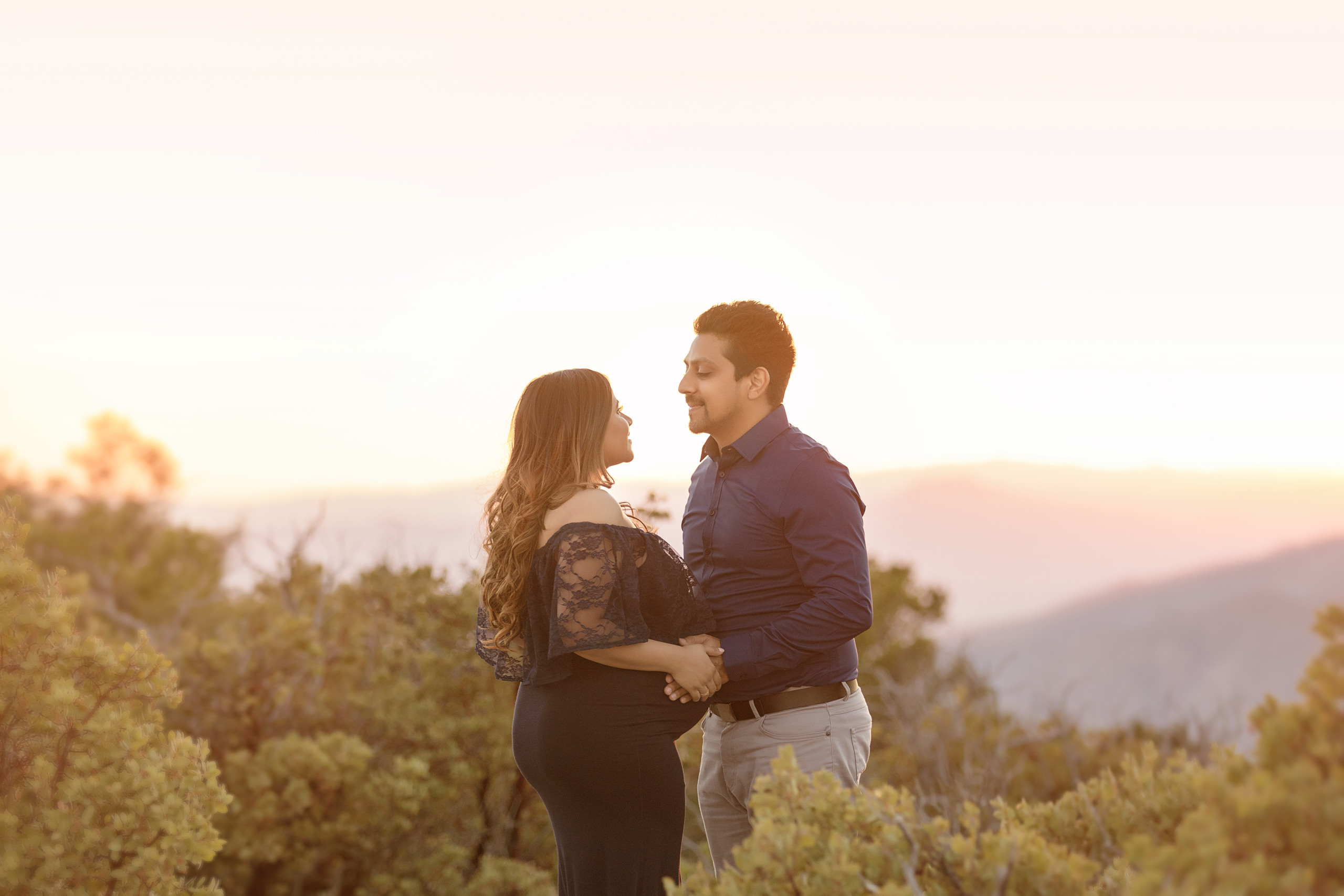 Maternity Photoshoot Mt. Lemmon. Anastasia Post: Wedding and Editorial Photography