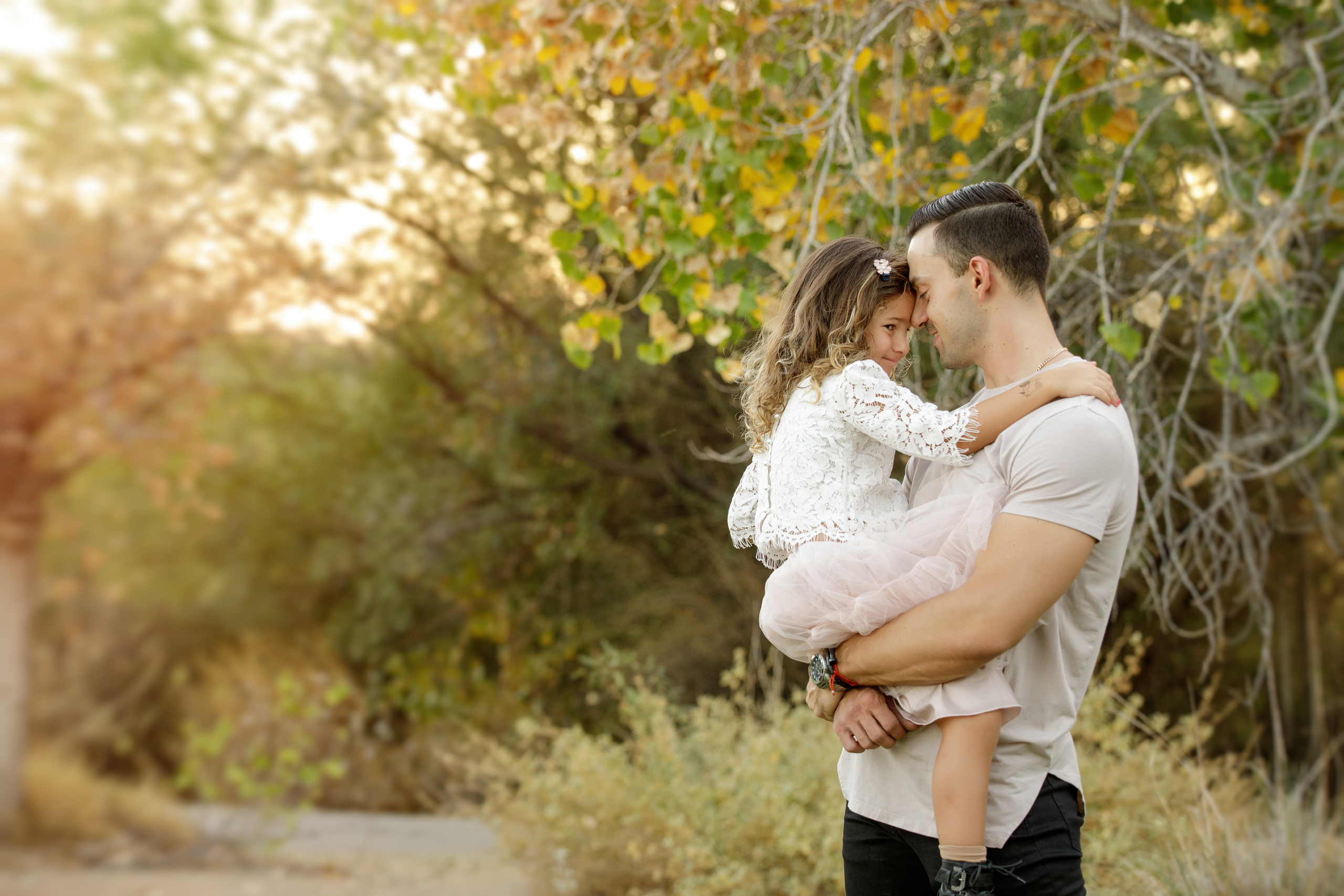 Photoshoot in Riparian Preserve. Anastasia Post: Wedding and Editorial Photography
