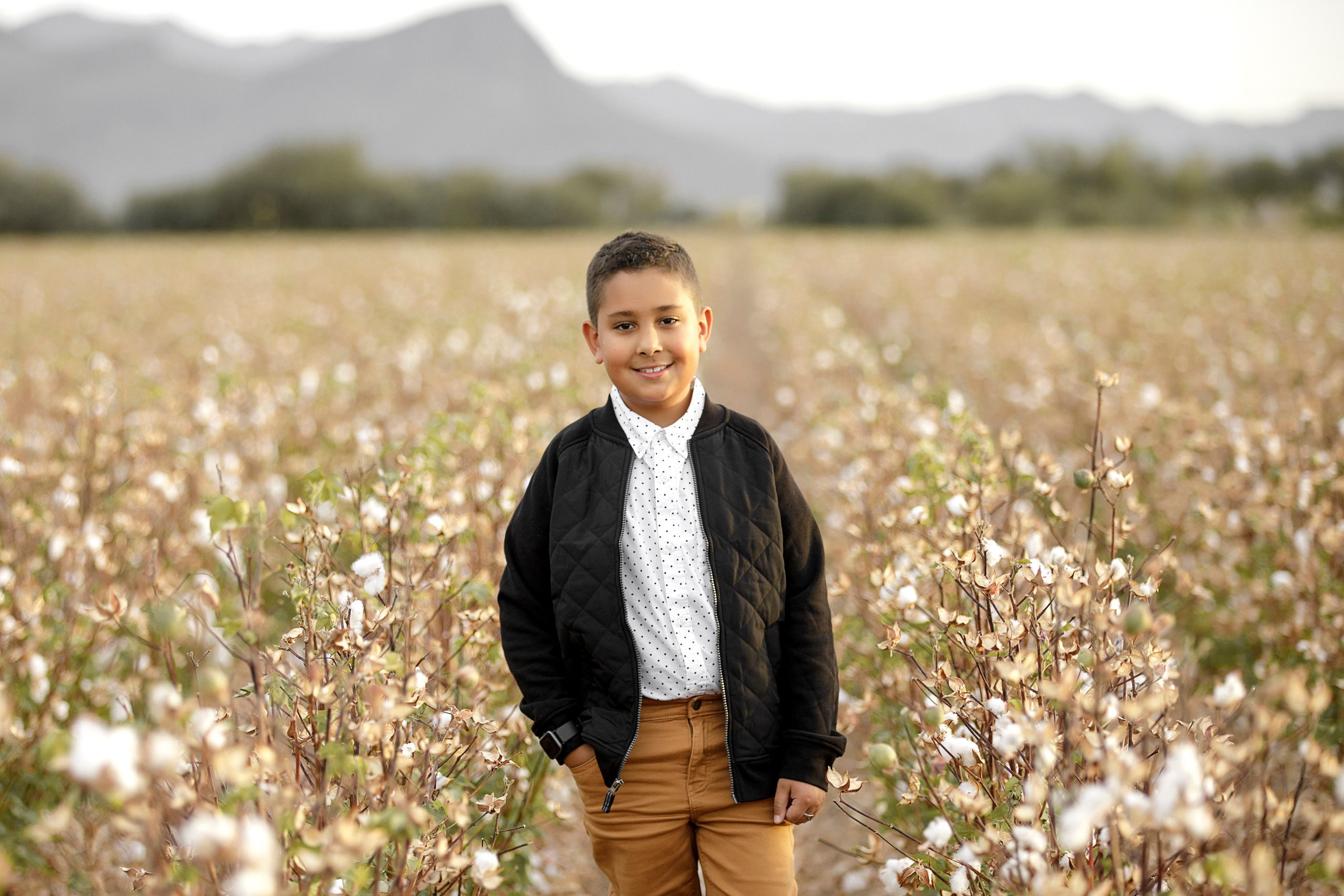 Family photoshoot in the cotton field…. Anastasia Post: Wedding and Editorial Photography