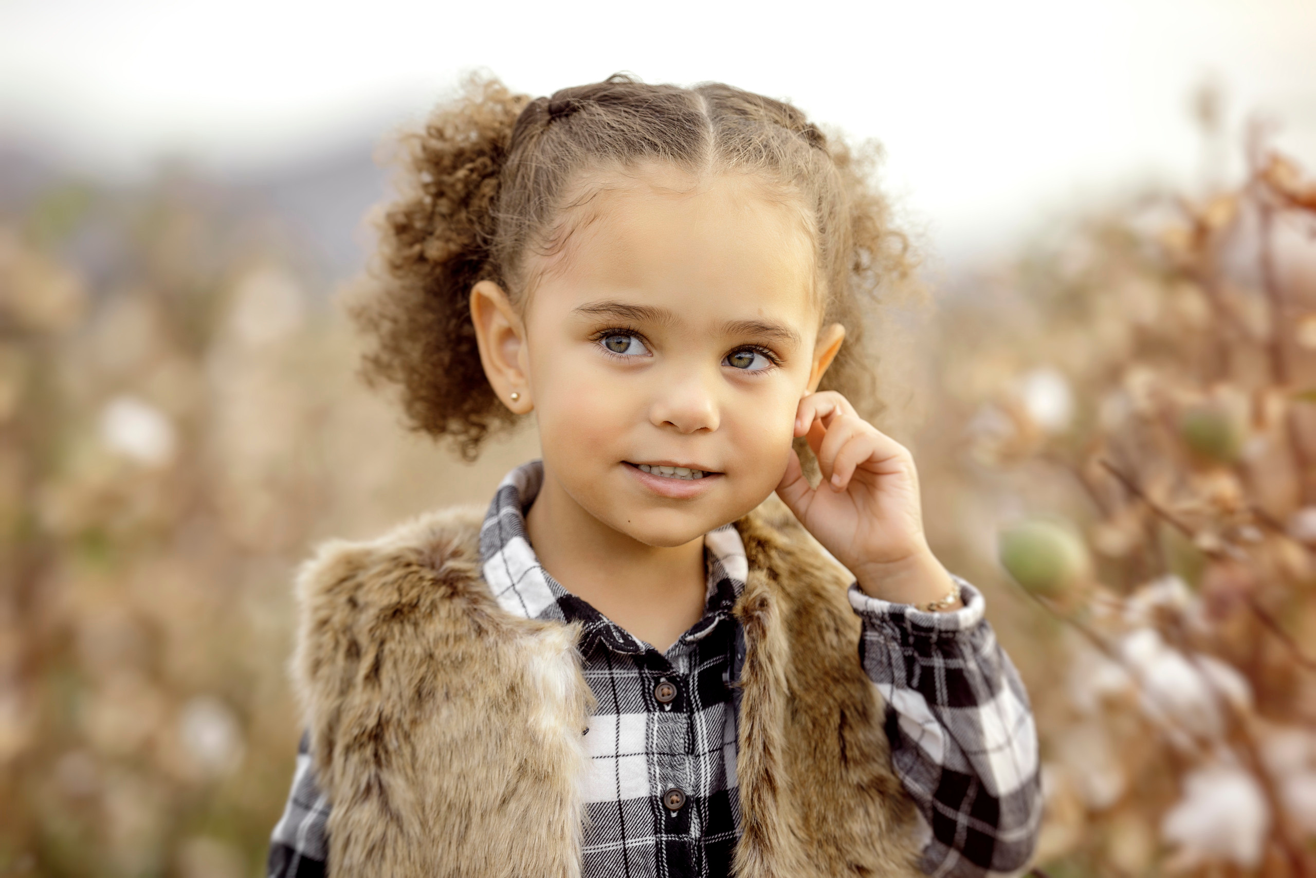 Family photoshoot in the cotton field…. Anastasia Post: Wedding and Editorial Photography
