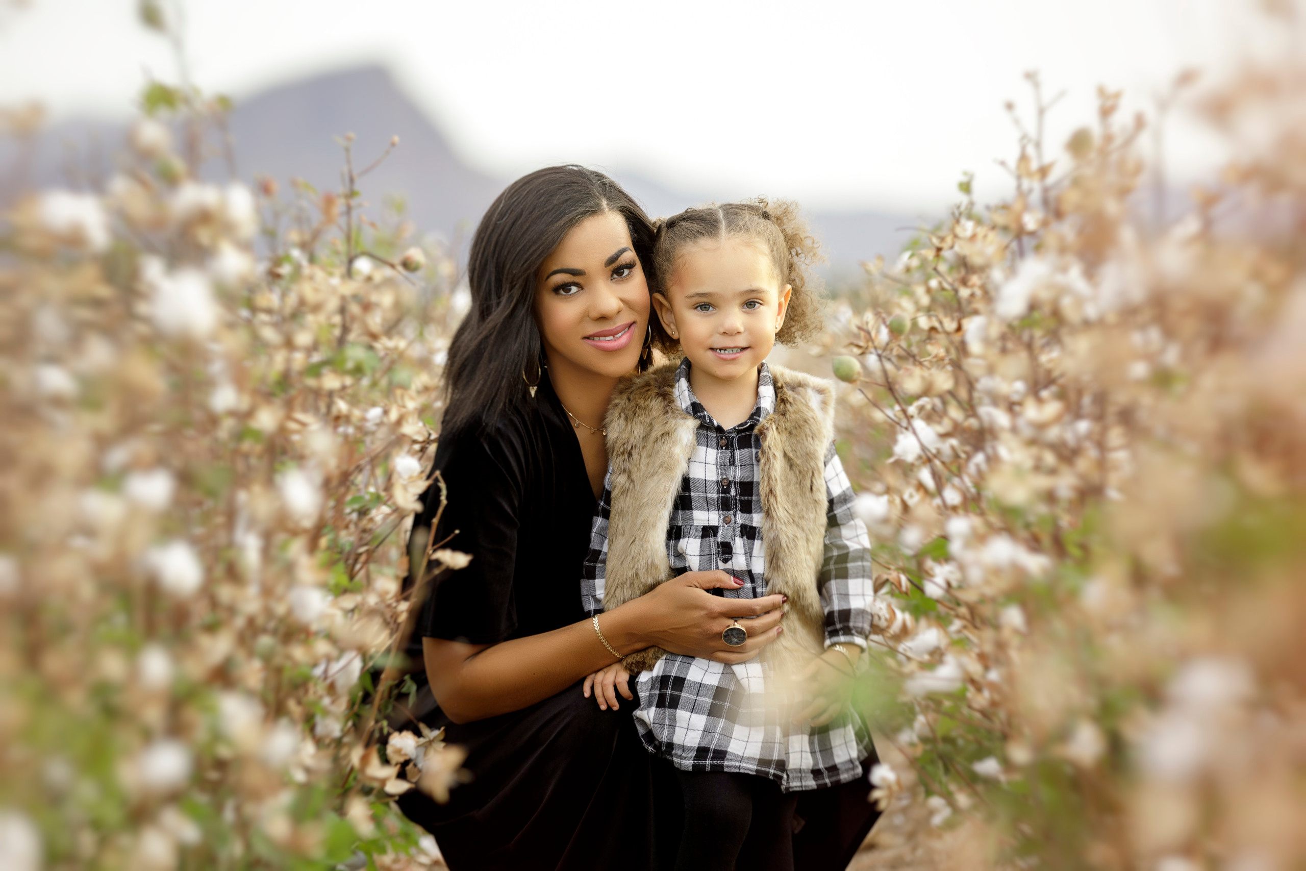 Family photoshoot in the cotton field…. Anastasia Post: Wedding and Editorial Photography