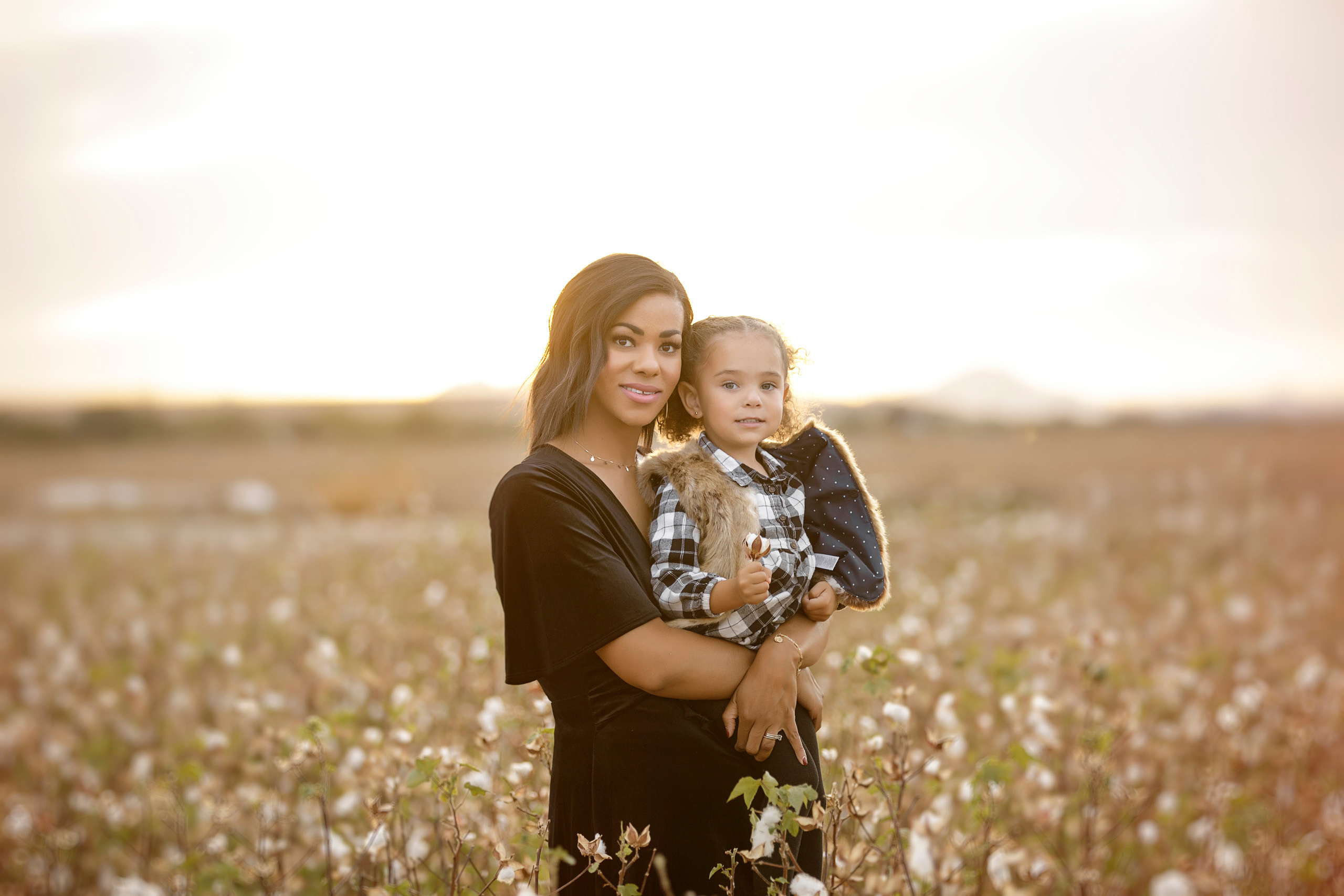 Family photoshoot in the cotton field…. Anastasia Post: Wedding and Editorial Photography