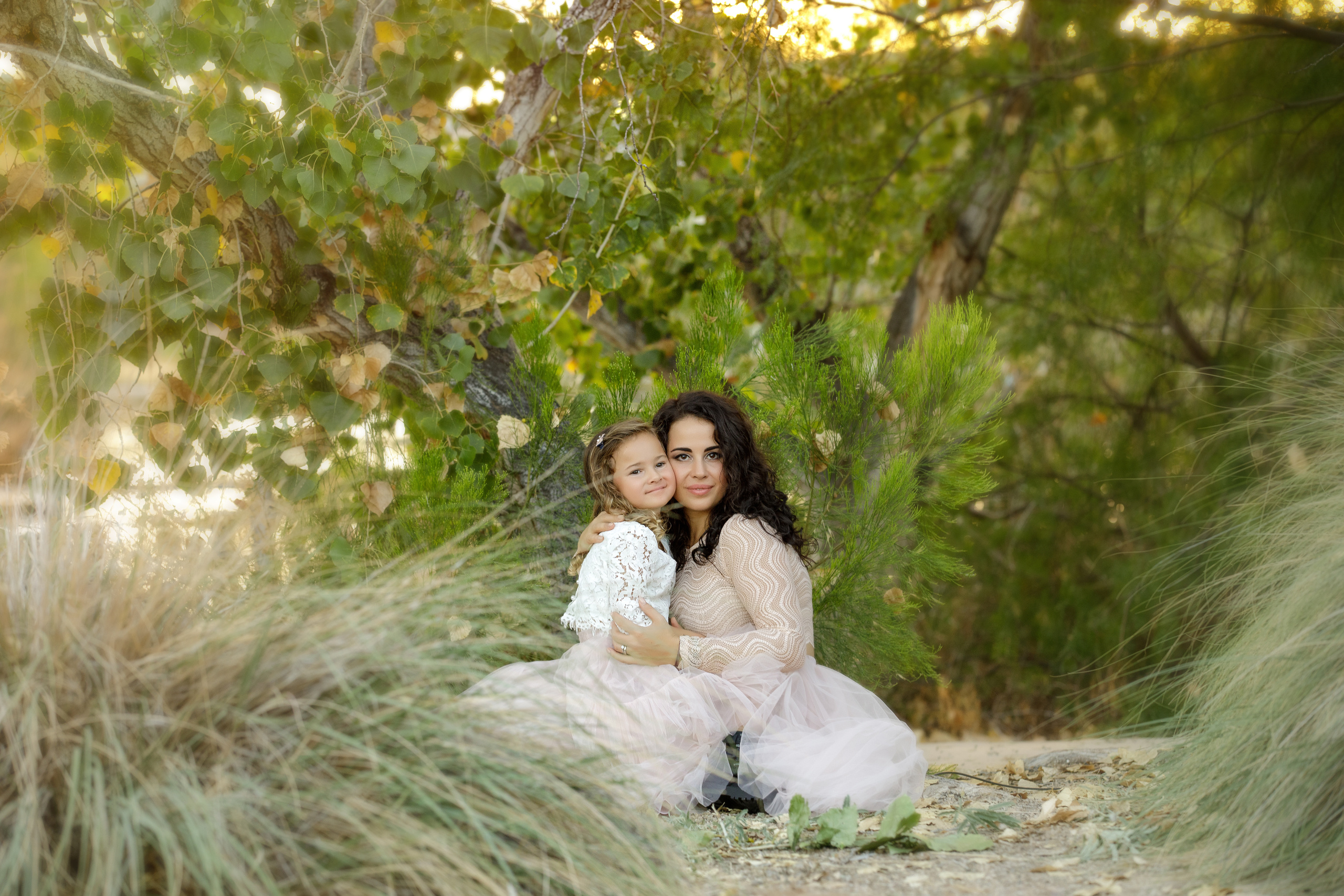 Photoshoot in Riparian Preserve. Anastasia Post: Wedding and Editorial Photography