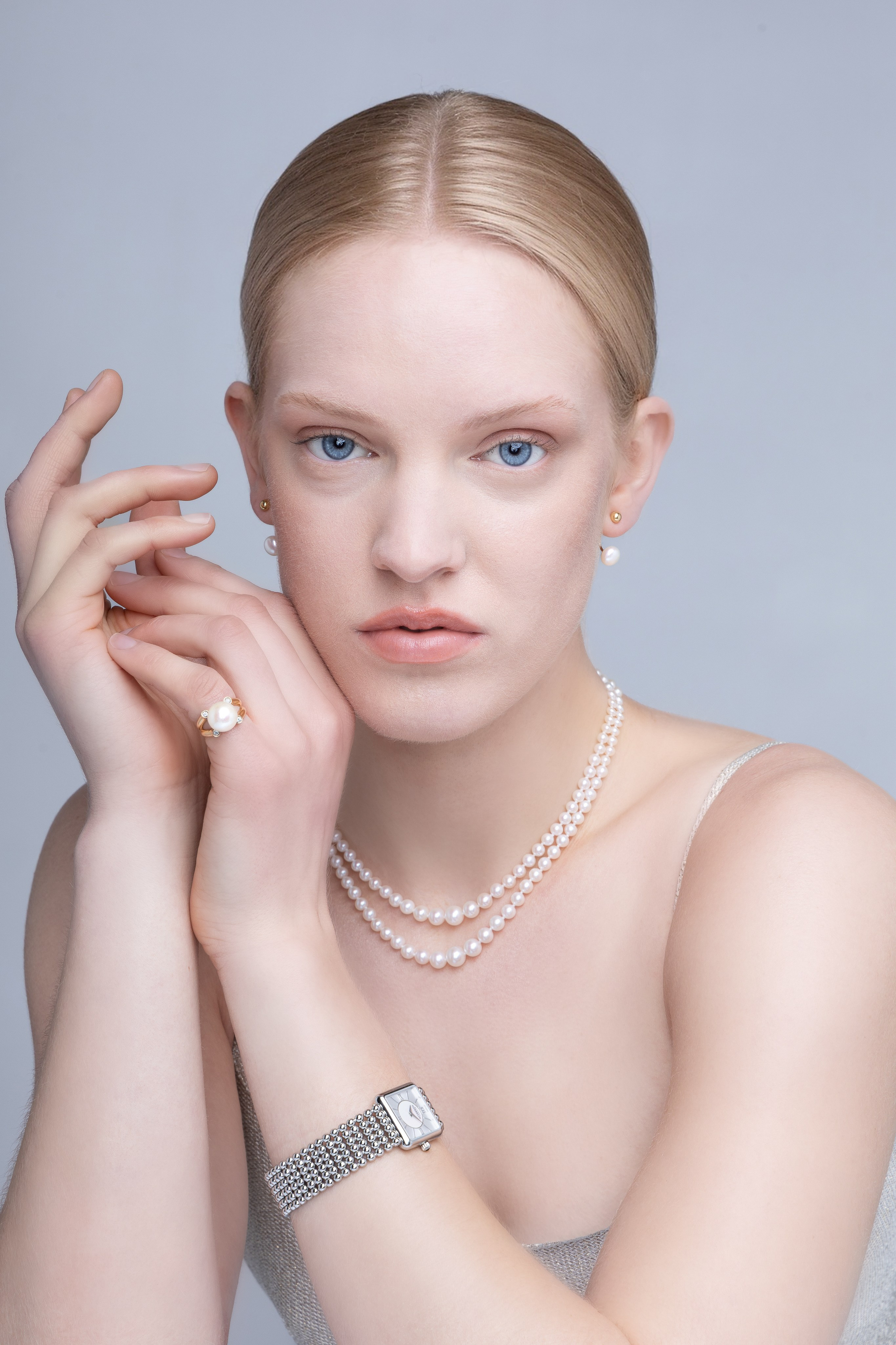 Seance photo de bijoux pour Mohedano bijouterie. Photographe de mariage et de portrait dans le Tarn, Toulouse et en Occitanie
