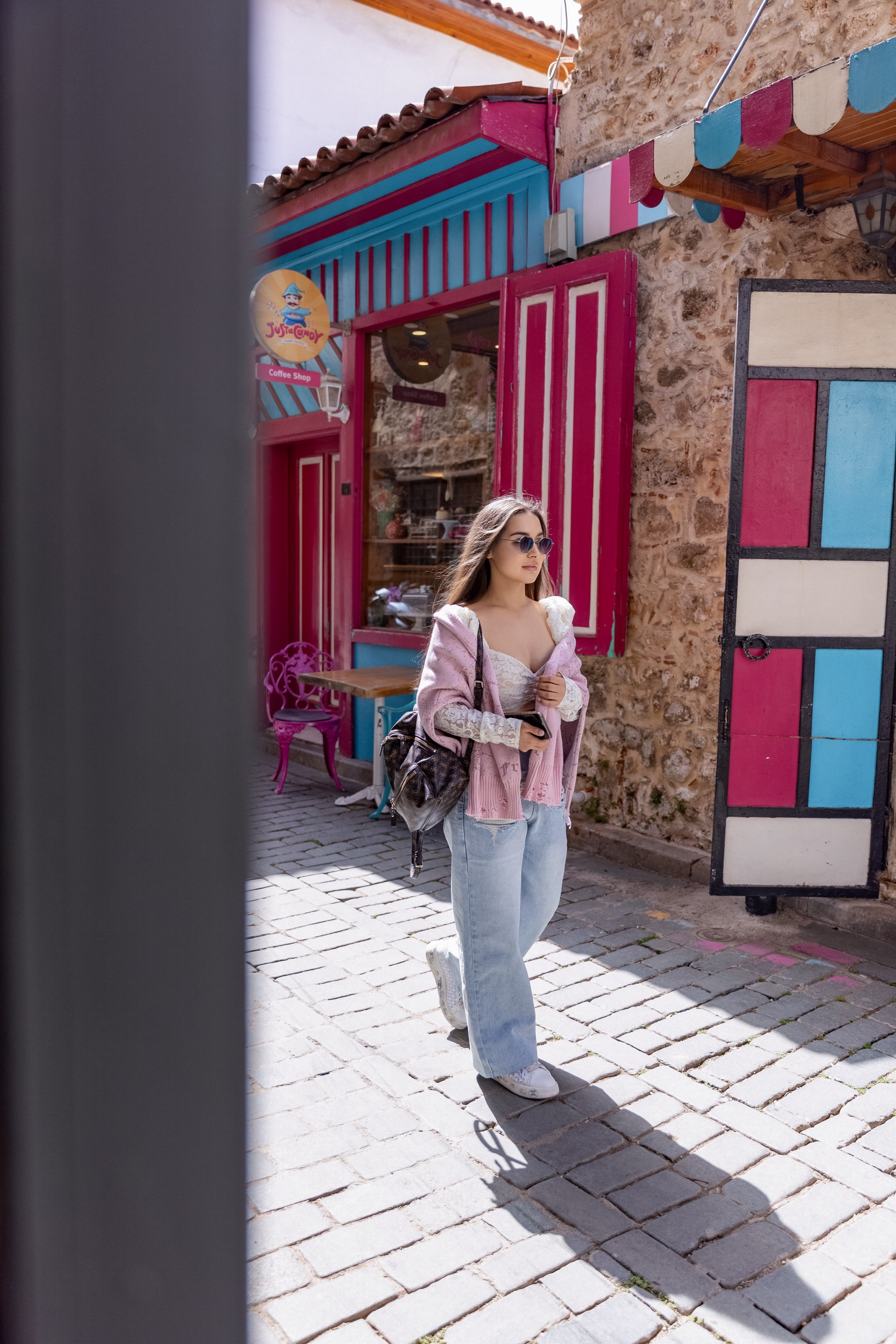 Сердце Антальи Именно так можно назвать самый старый район Антальи — Калеичи. Индивидуальная фотосессия в Калеичи. Интересные места в Калеичи. Старый город Калеичи в Анталии — великолепная локация для фотосессий. Фотосессия в Калеичи, прогулка. Фотограф в Анталии. Калеичи. Старый город Анталии. Фотограф Анталья. Фотограф в Турции