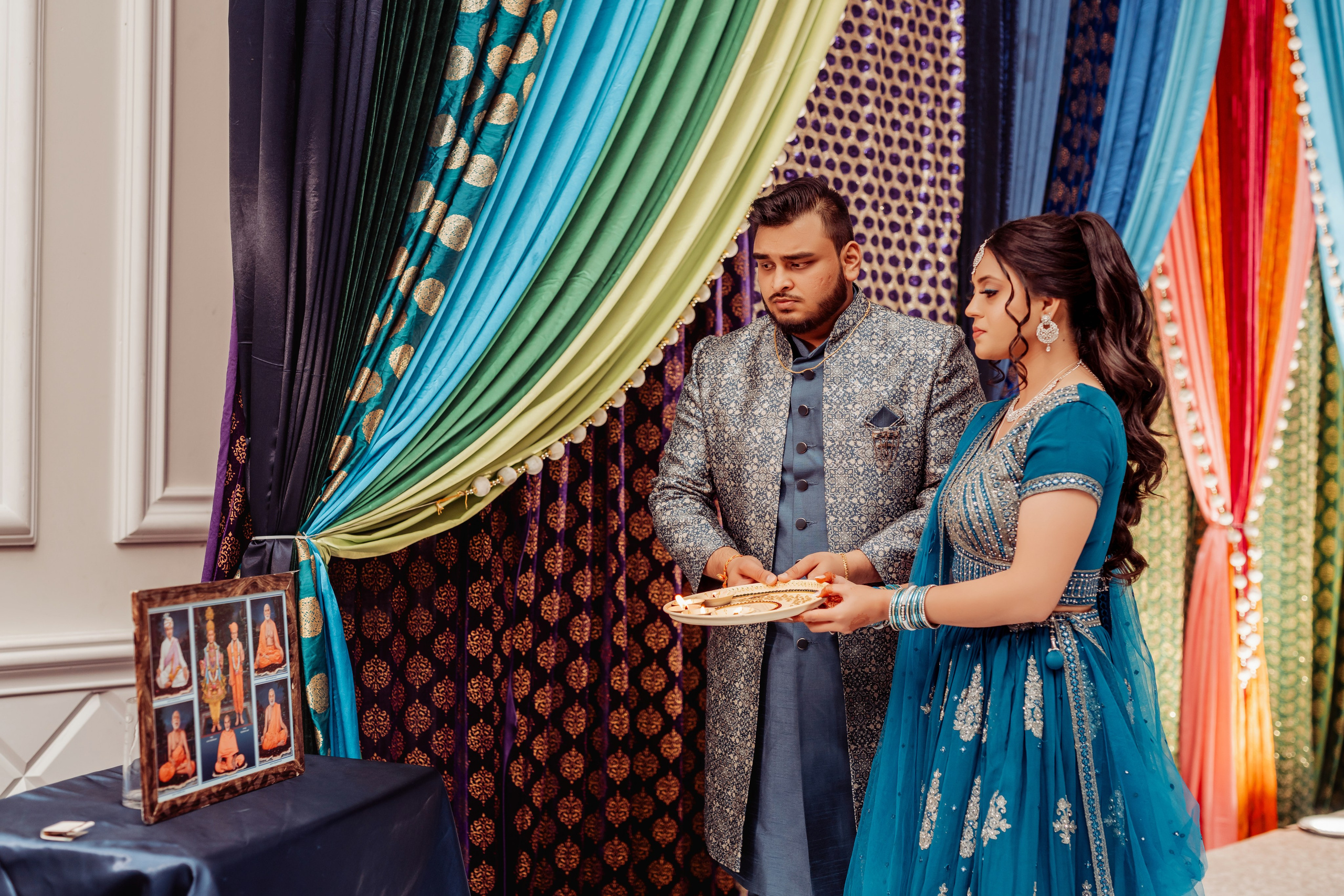 Darshil & Shailja. Wedding Photographer & Cinematographer studios
