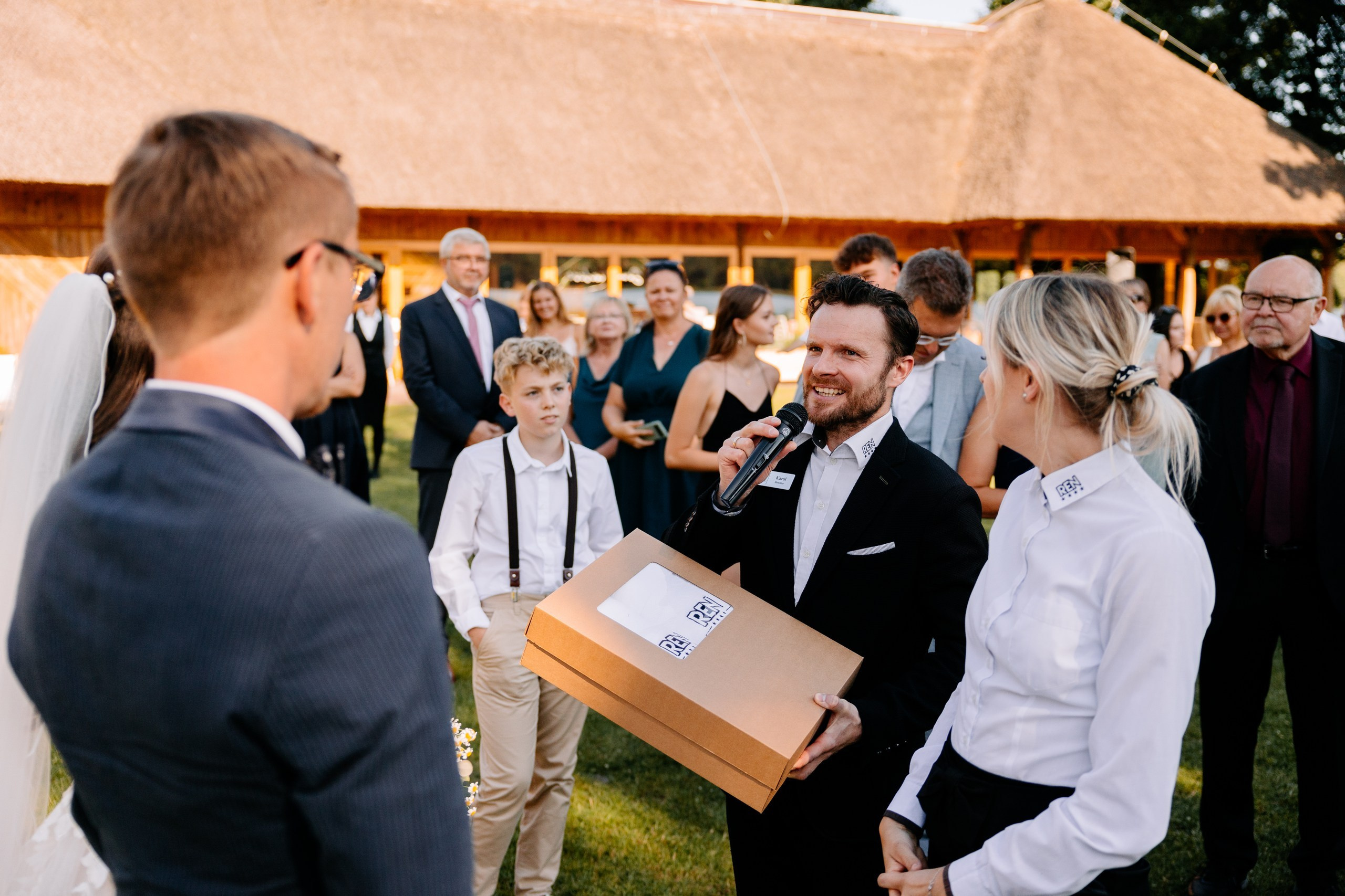 Agathe & Sebastian. Fotograf Ślubny Warszawa - Sesje Biznesowe Rodzinne Eventy