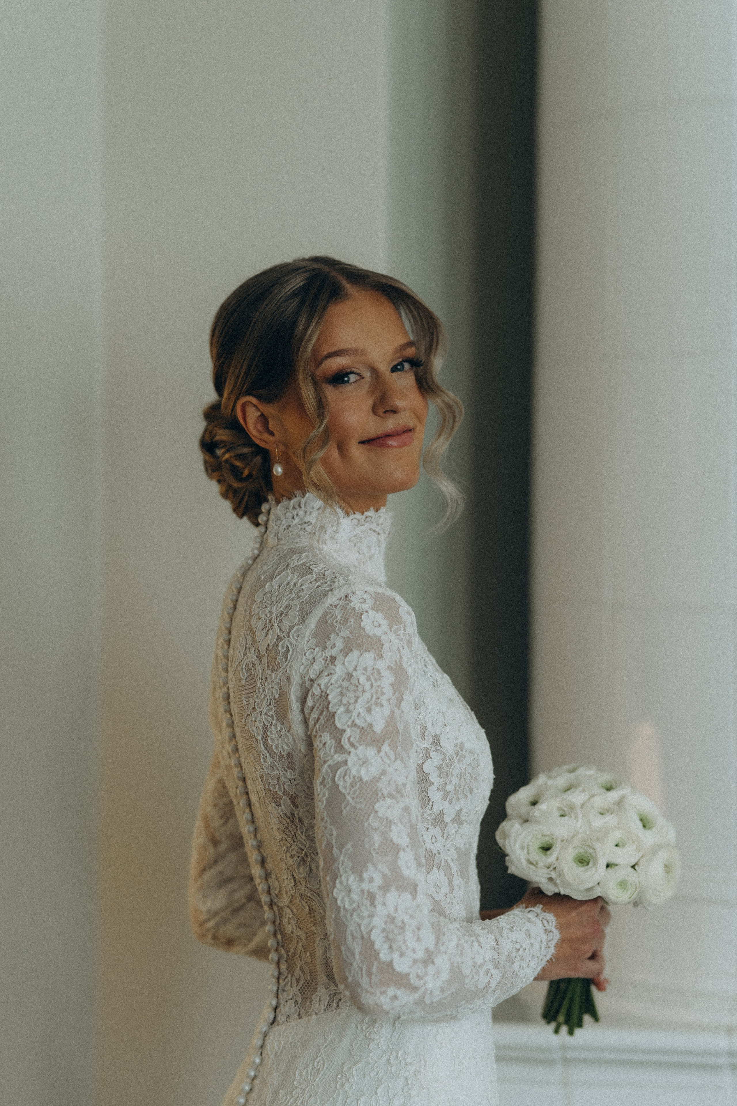 S&H. Victoria Olonen – Cinematic Portrait Artist | Helsinki & Europe