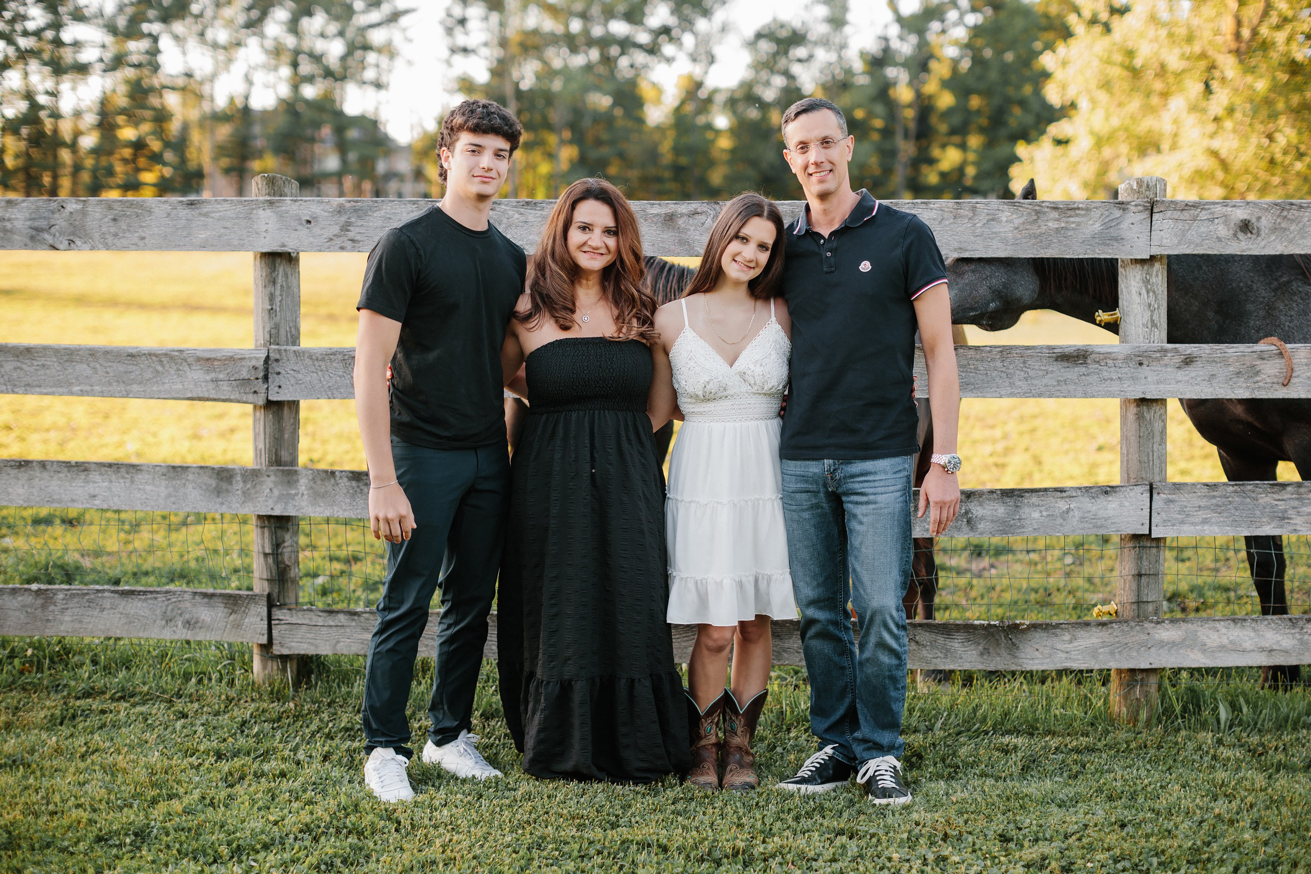 30.05.24 Family Photoshoot. Wedding family event photographer in Chicago Nick Yushevich