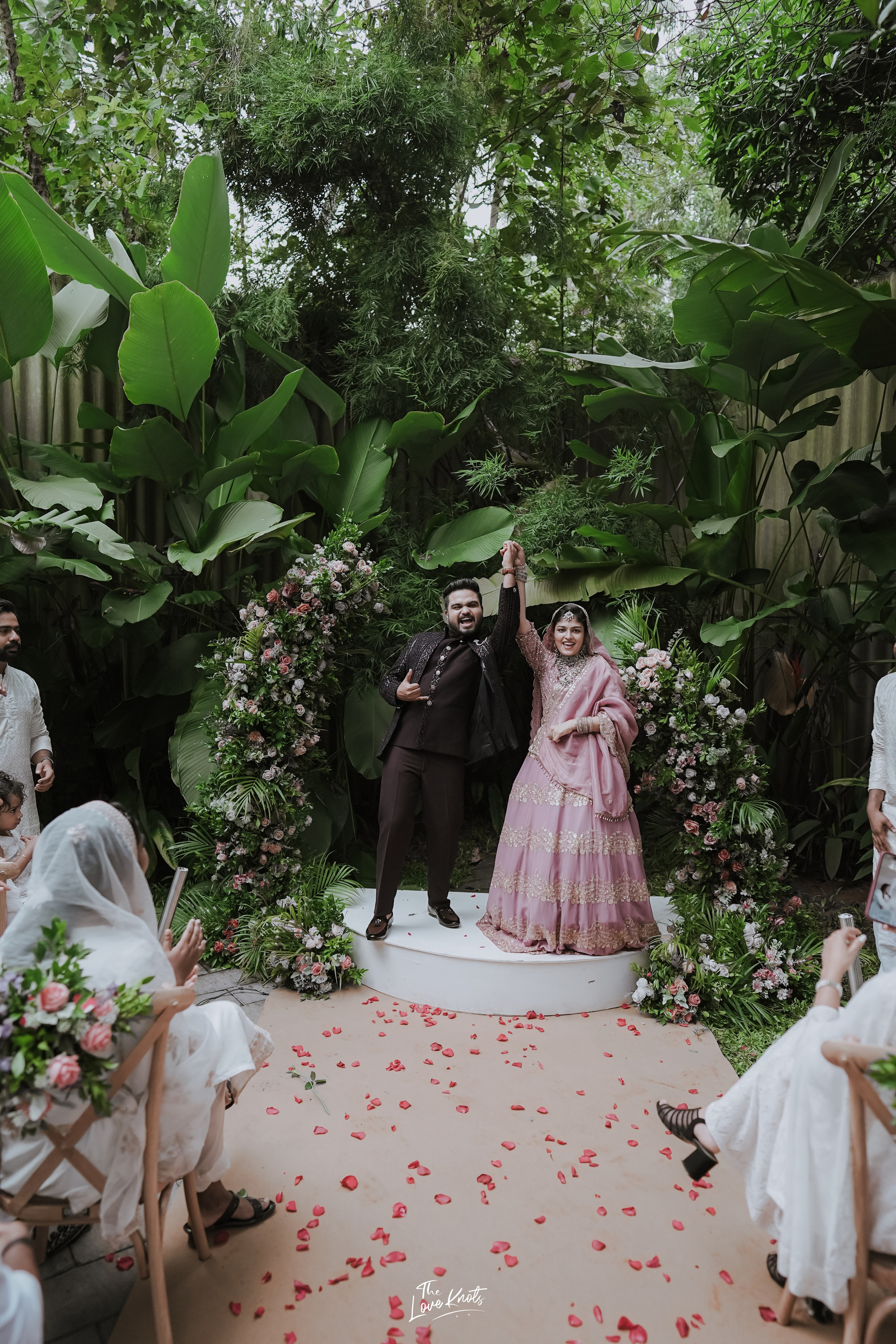 SHIBIL / RISLA. Theloveknots