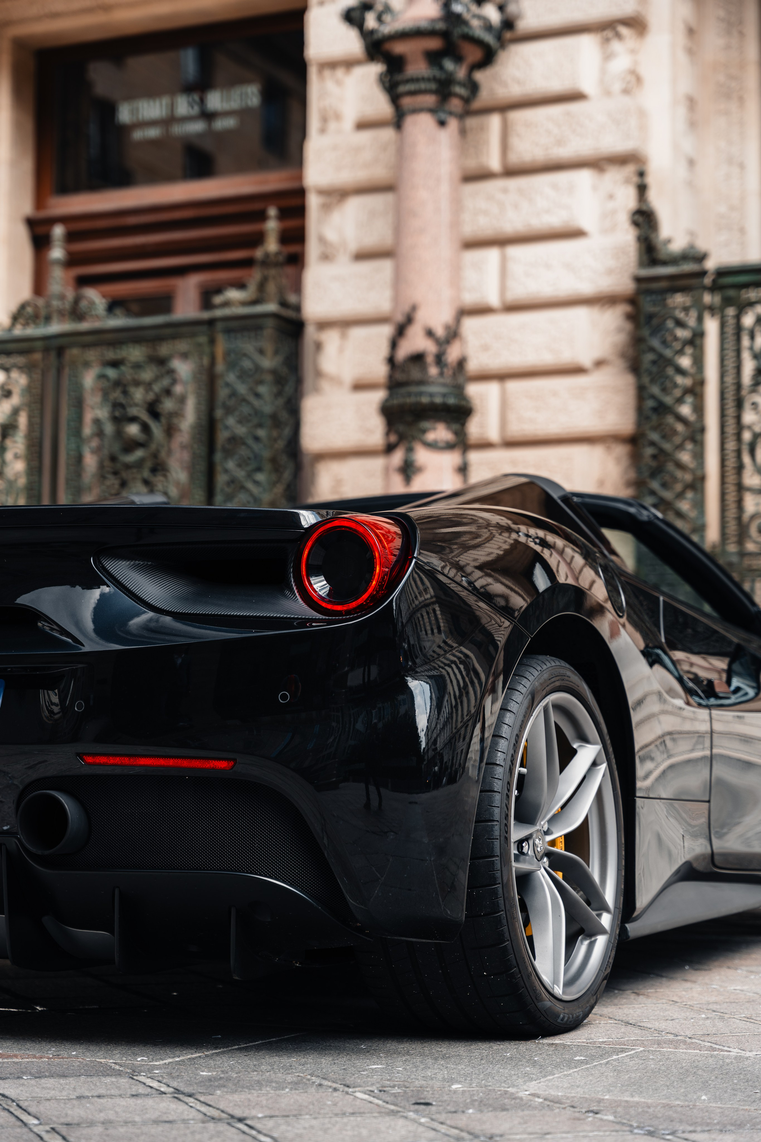 Ferrari 488 Spider. Photographe de voitures à Paris — Vitalii Motruk