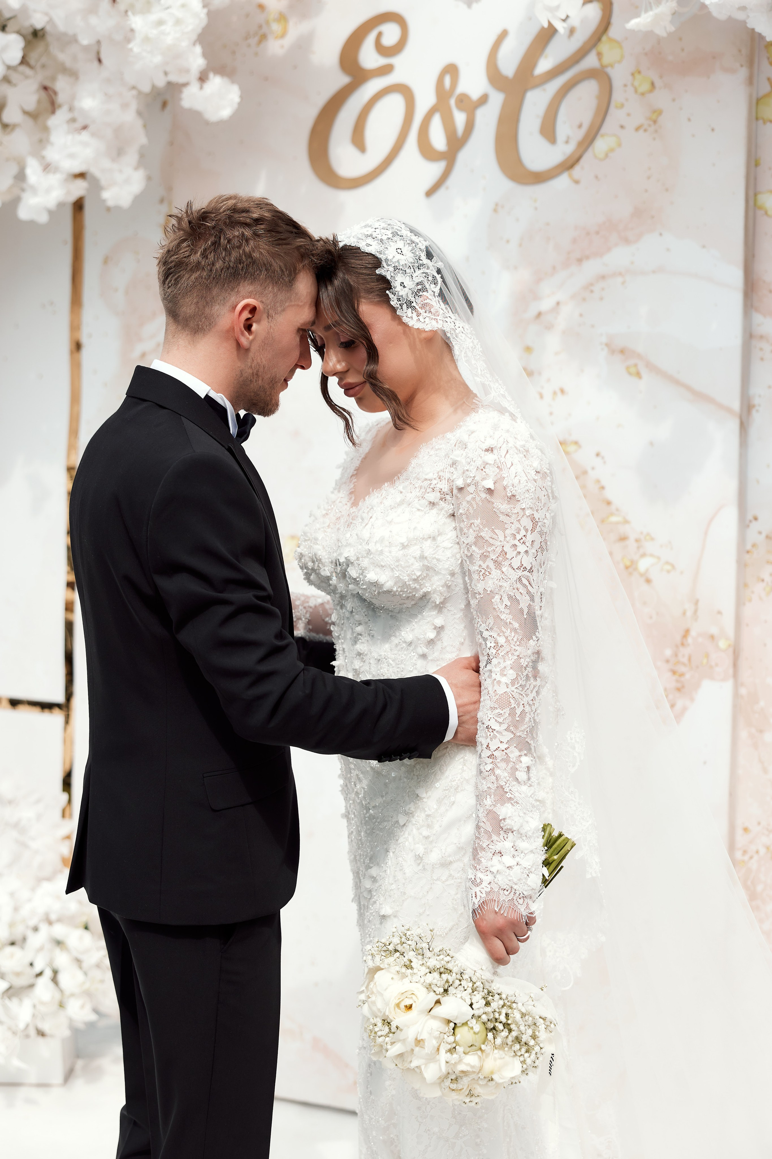 Emil & Cristina. Photographer Luca Medieșan