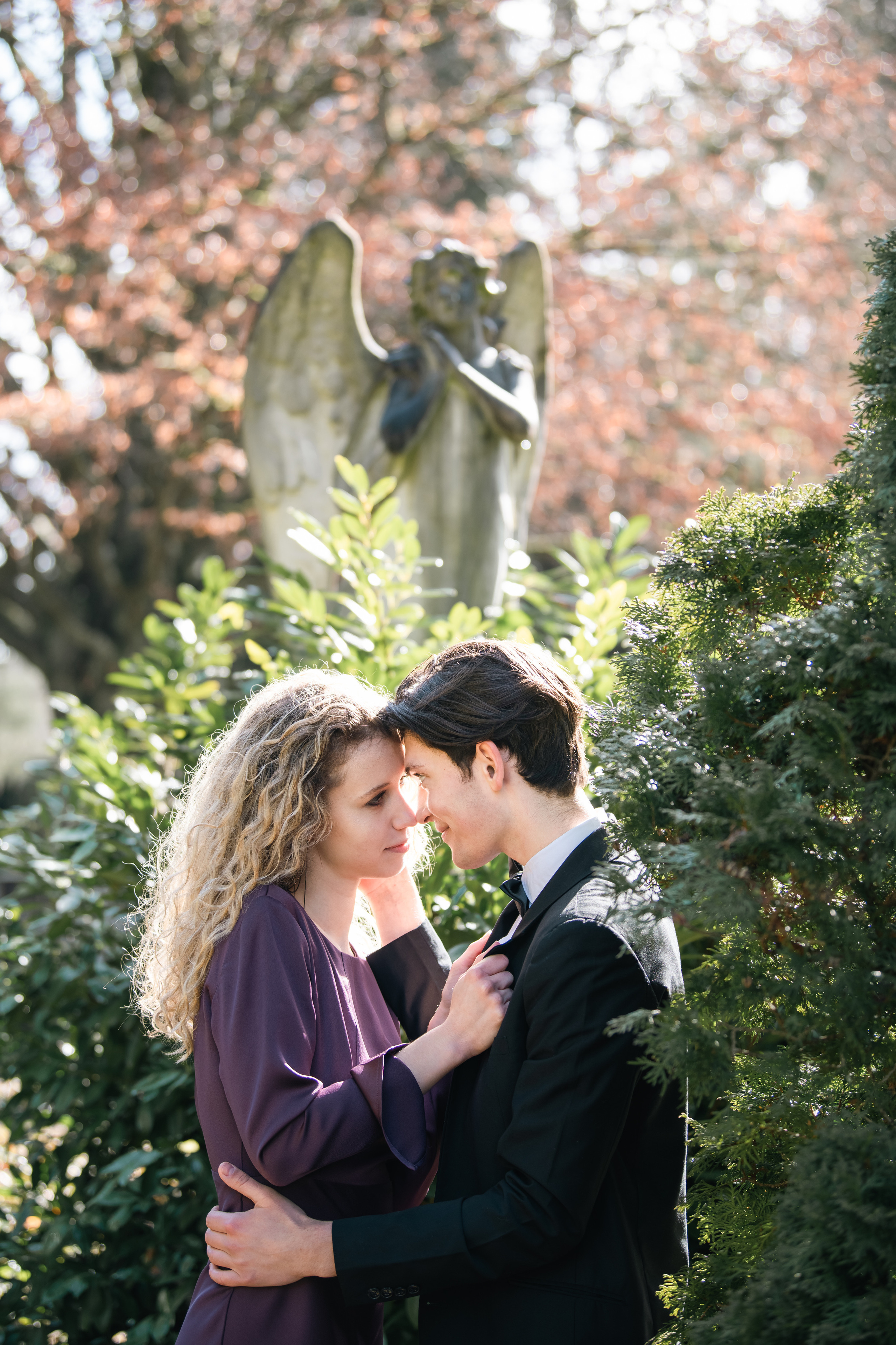 Engagement in Zurich. I am Elena Altendorfer. Wedding photographer in Zurich and Switzerland