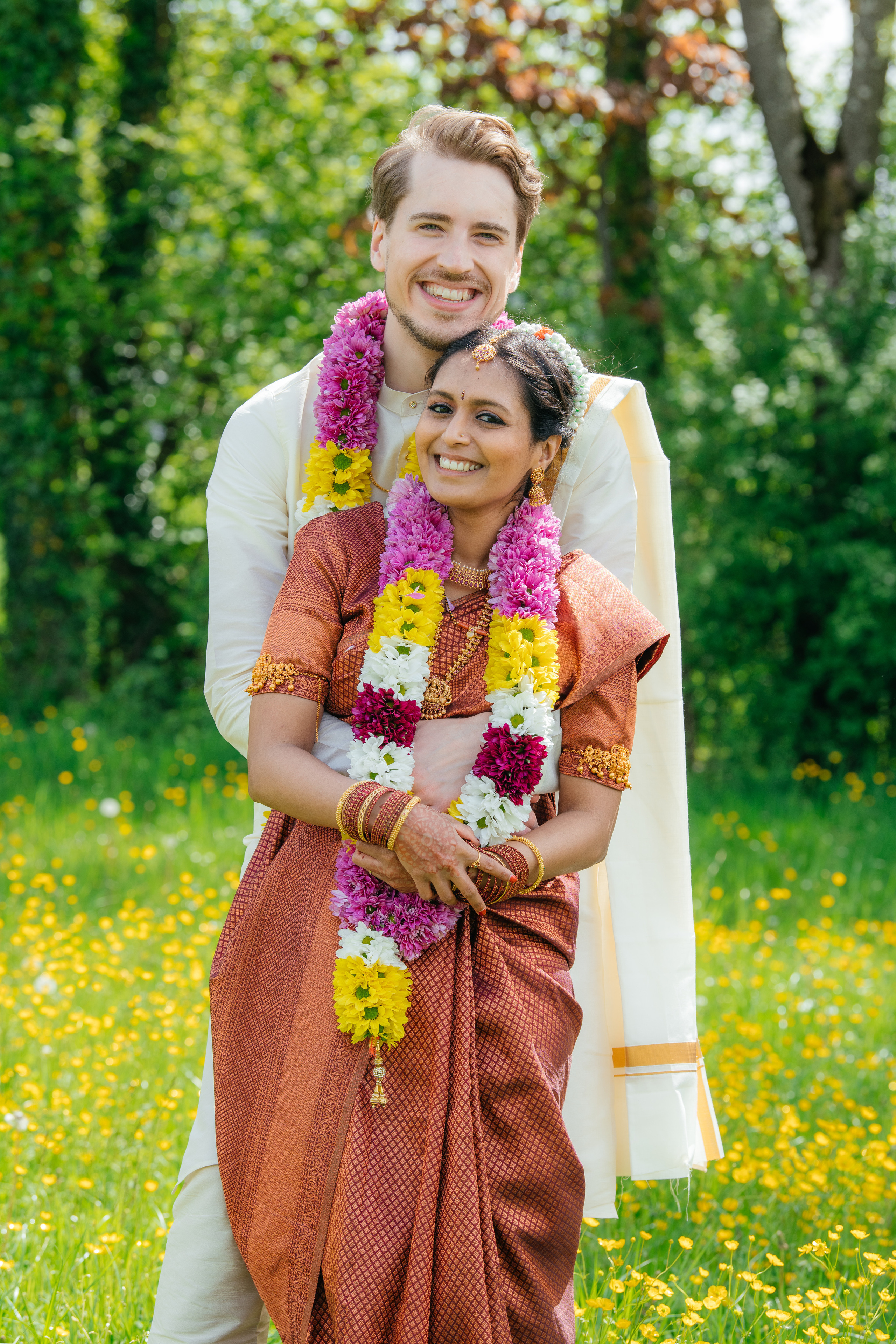 VIJETHA & BJÖRN Indian temple in Dürnten, Switzerland. I am Elena Altendorfer. Wedding photographer in Zurich and Switzerland