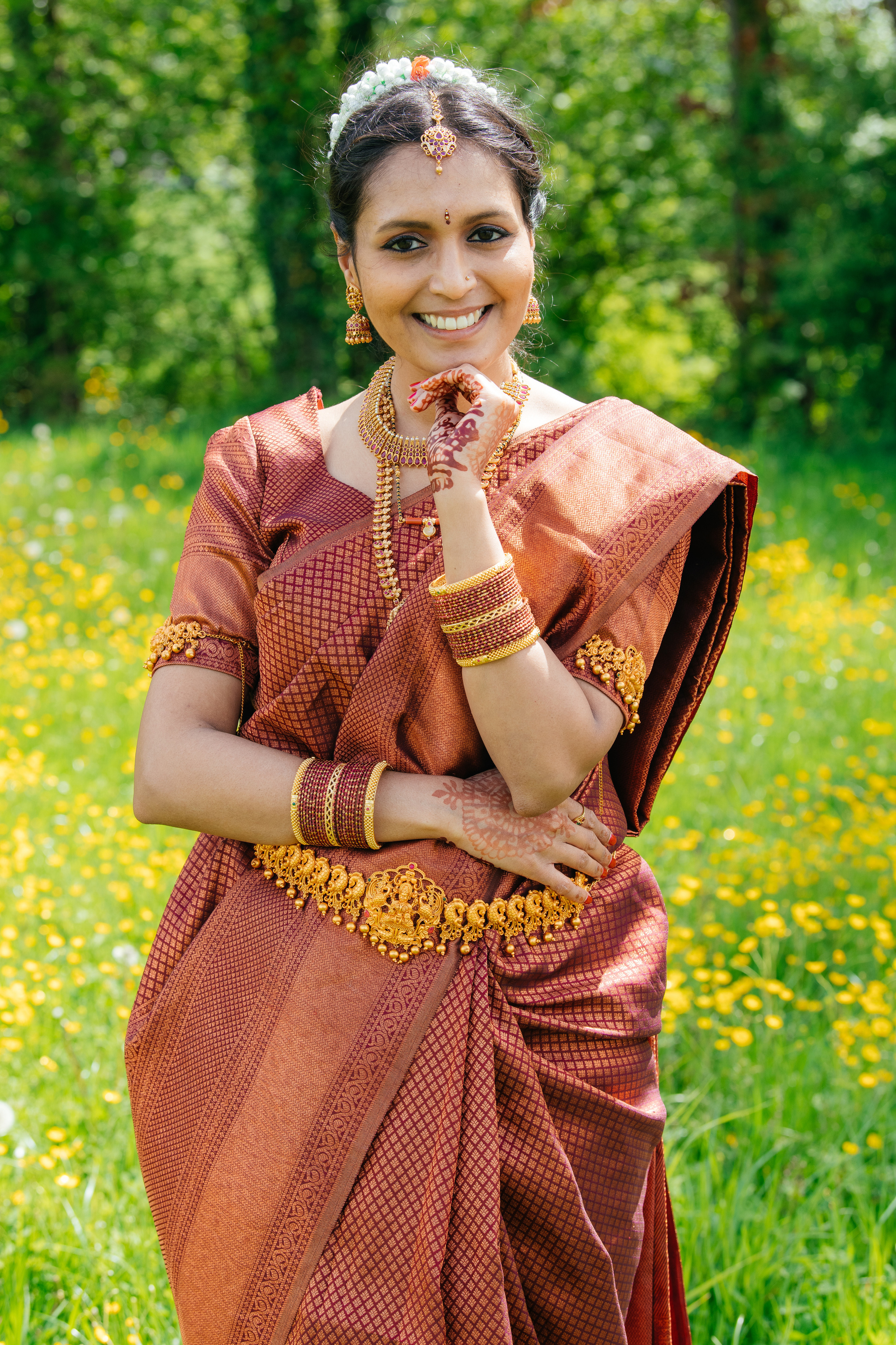 VIJETHA & BJÖRN Indian temple in Dürnten, Switzerland. I am Elena Altendorfer. Wedding photographer in Zurich and Switzerland