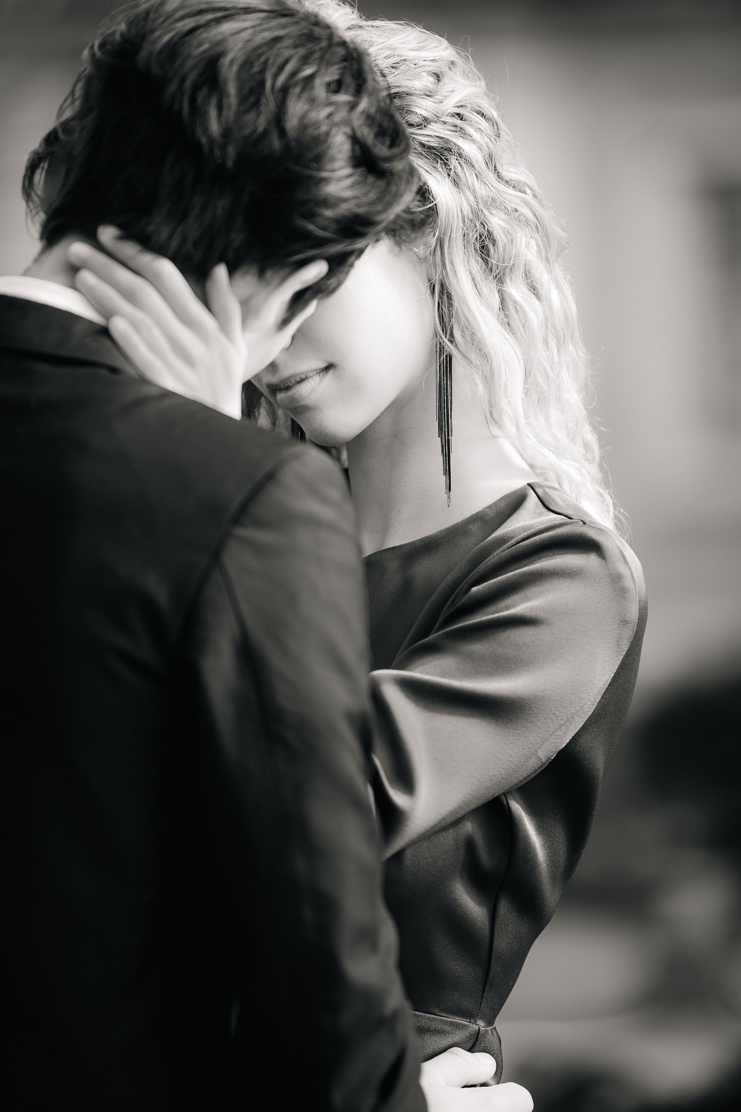 Engagement in Zurich. I am Elena Altendorfer. Wedding photographer in Zurich and Switzerland