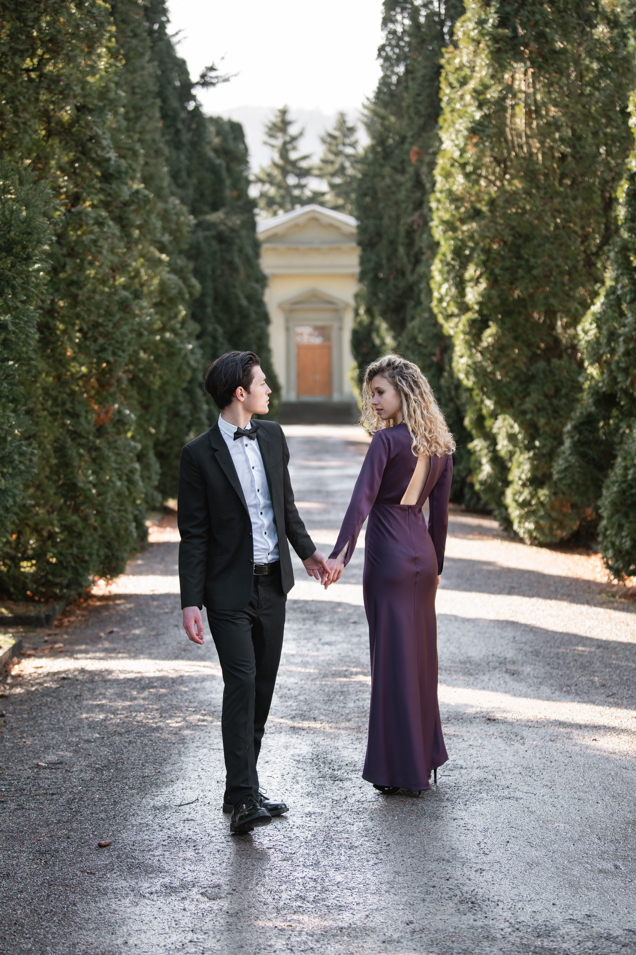 Engagement in Zurich. I am Elena Altendorfer. Wedding photographer in Zurich and Switzerland