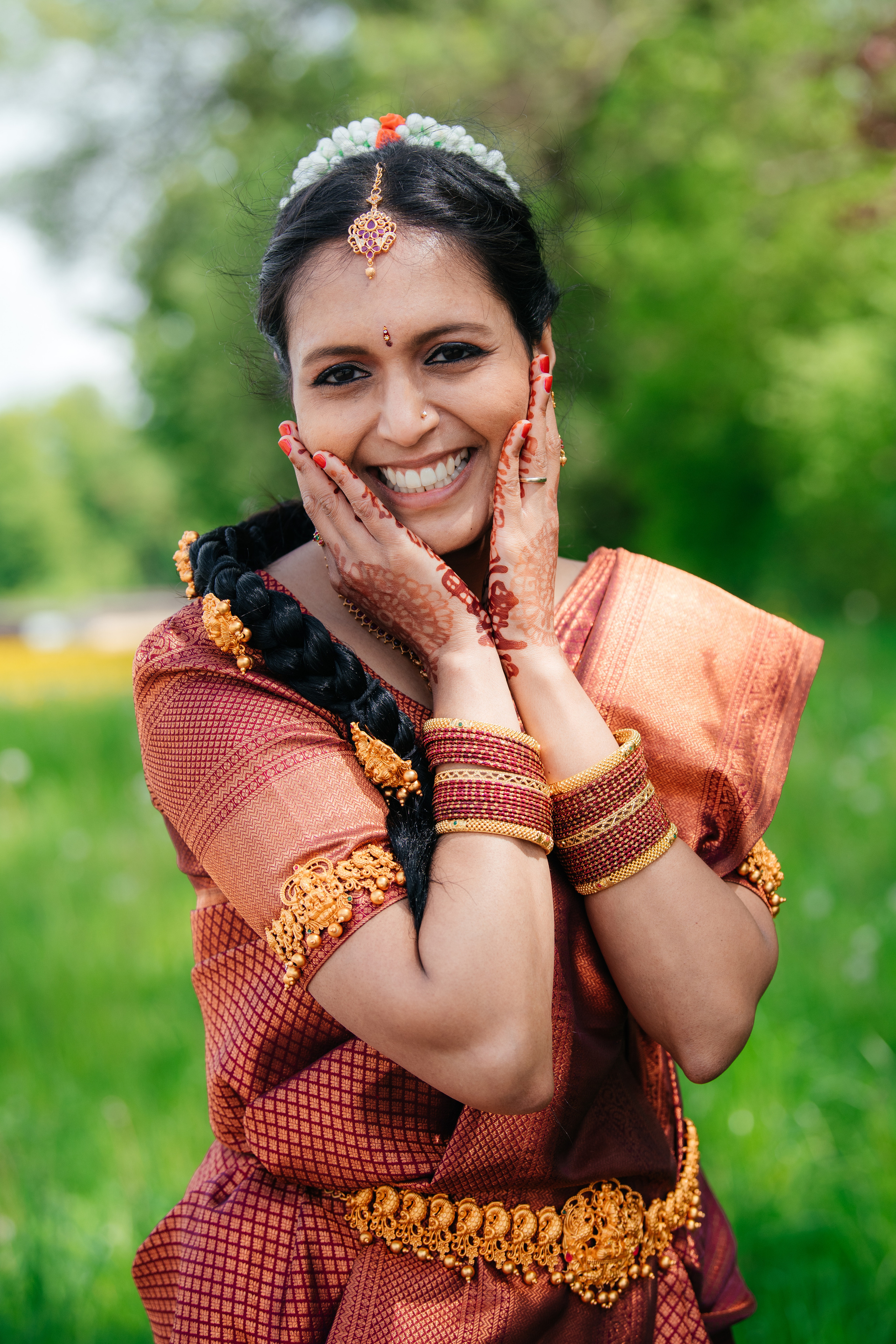 VIJETHA & BJÖRN Indian temple in Dürnten, Switzerland. I am Elena Altendorfer. Wedding photographer in Zurich and Switzerland