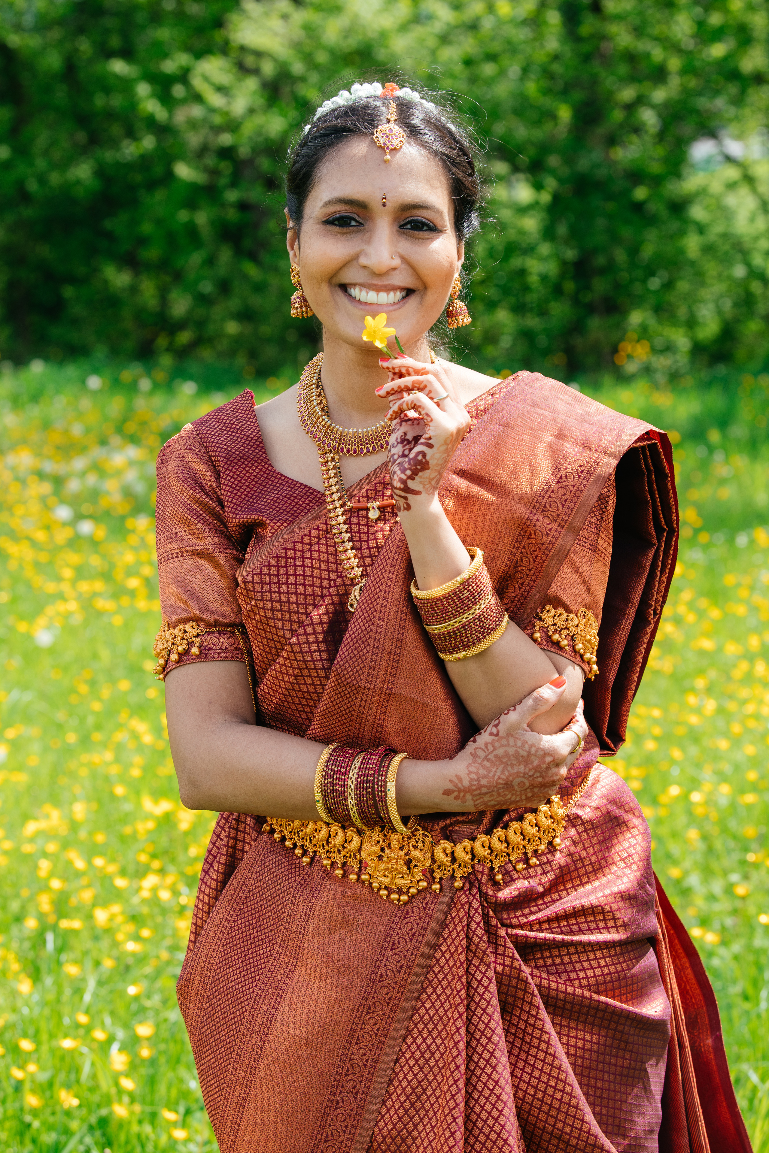 VIJETHA & BJÖRN Indian temple in Dürnten, Switzerland. I am Elena Altendorfer. Wedding photographer in Zurich and Switzerland
