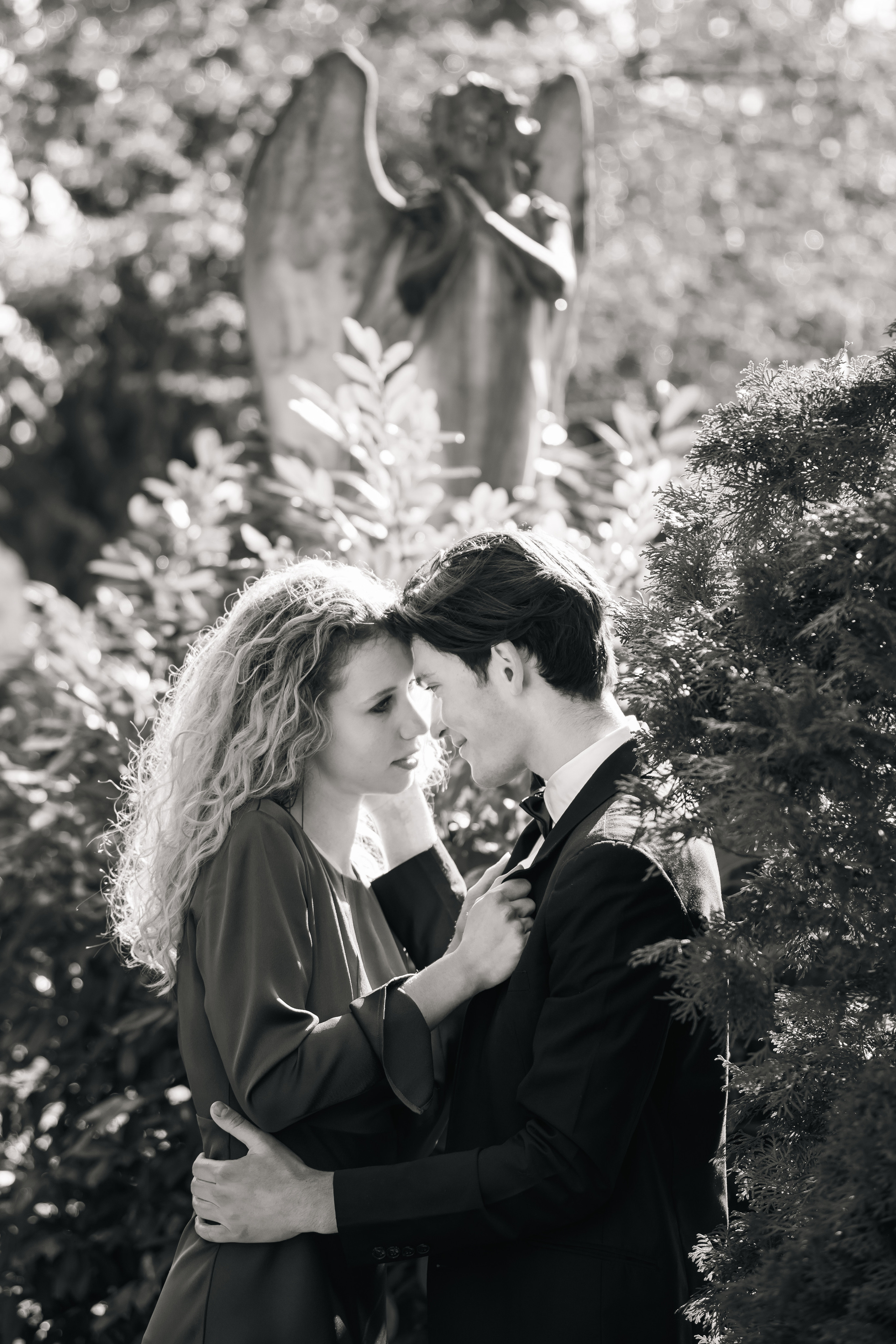 Engagement in Zurich. I am Elena Altendorfer. Wedding photographer in Zurich and Switzerland