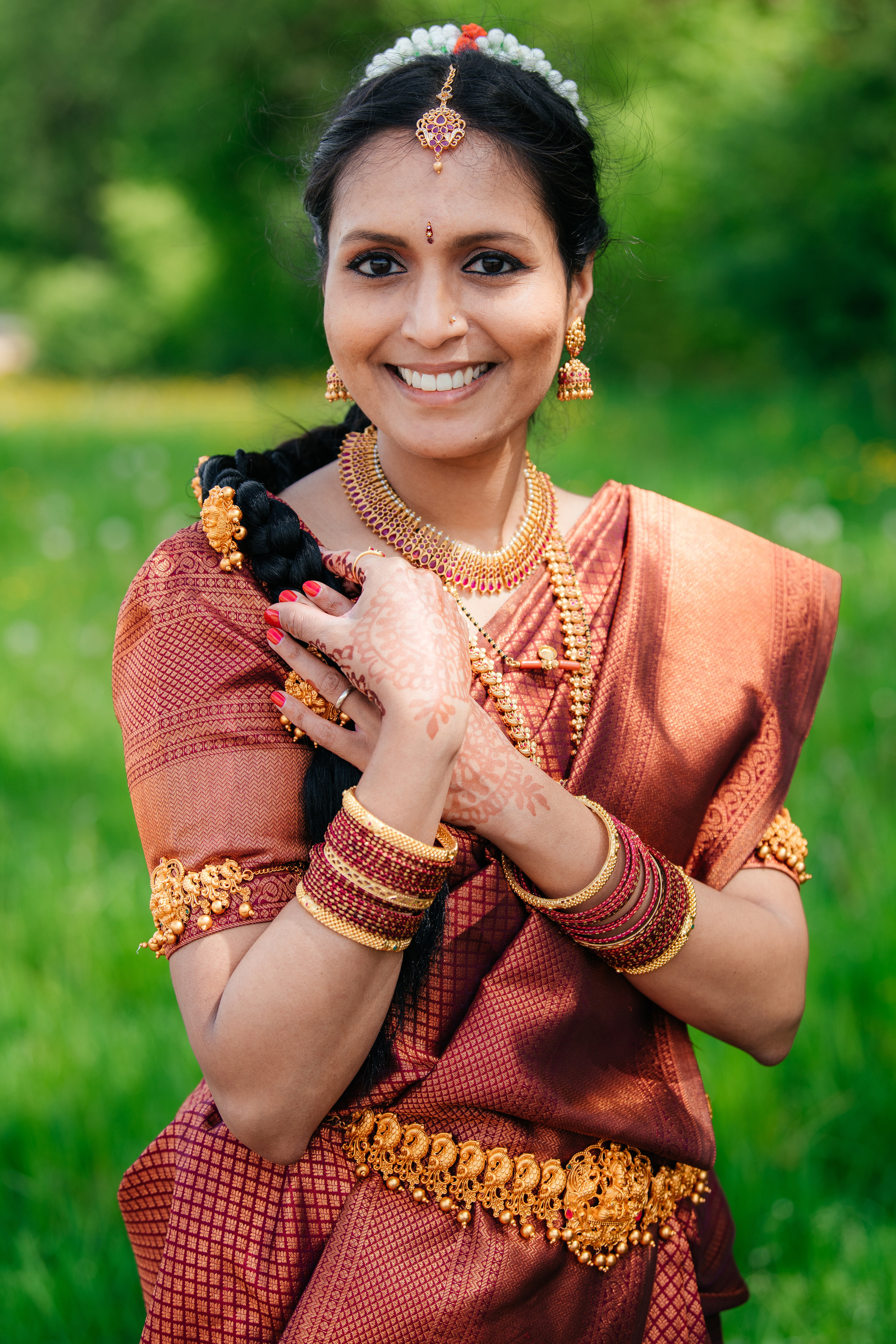 VIJETHA & BJÖRN Indian temple in Dürnten, Switzerland. I am Elena Altendorfer. Wedding photographer in Zurich and Switzerland