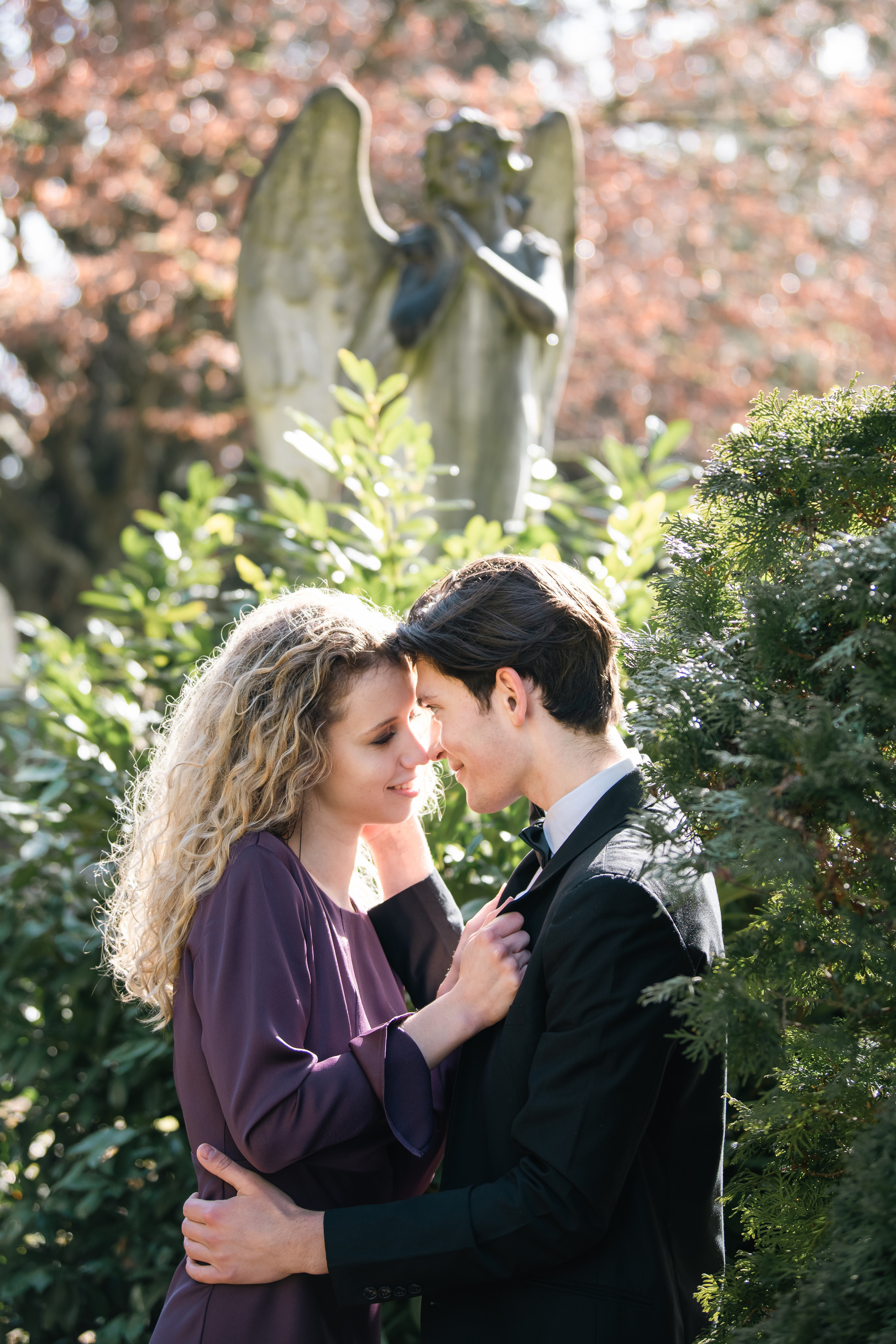 Engagement in Zurich. I am Elena Altendorfer. Wedding photographer in Zurich and Switzerland