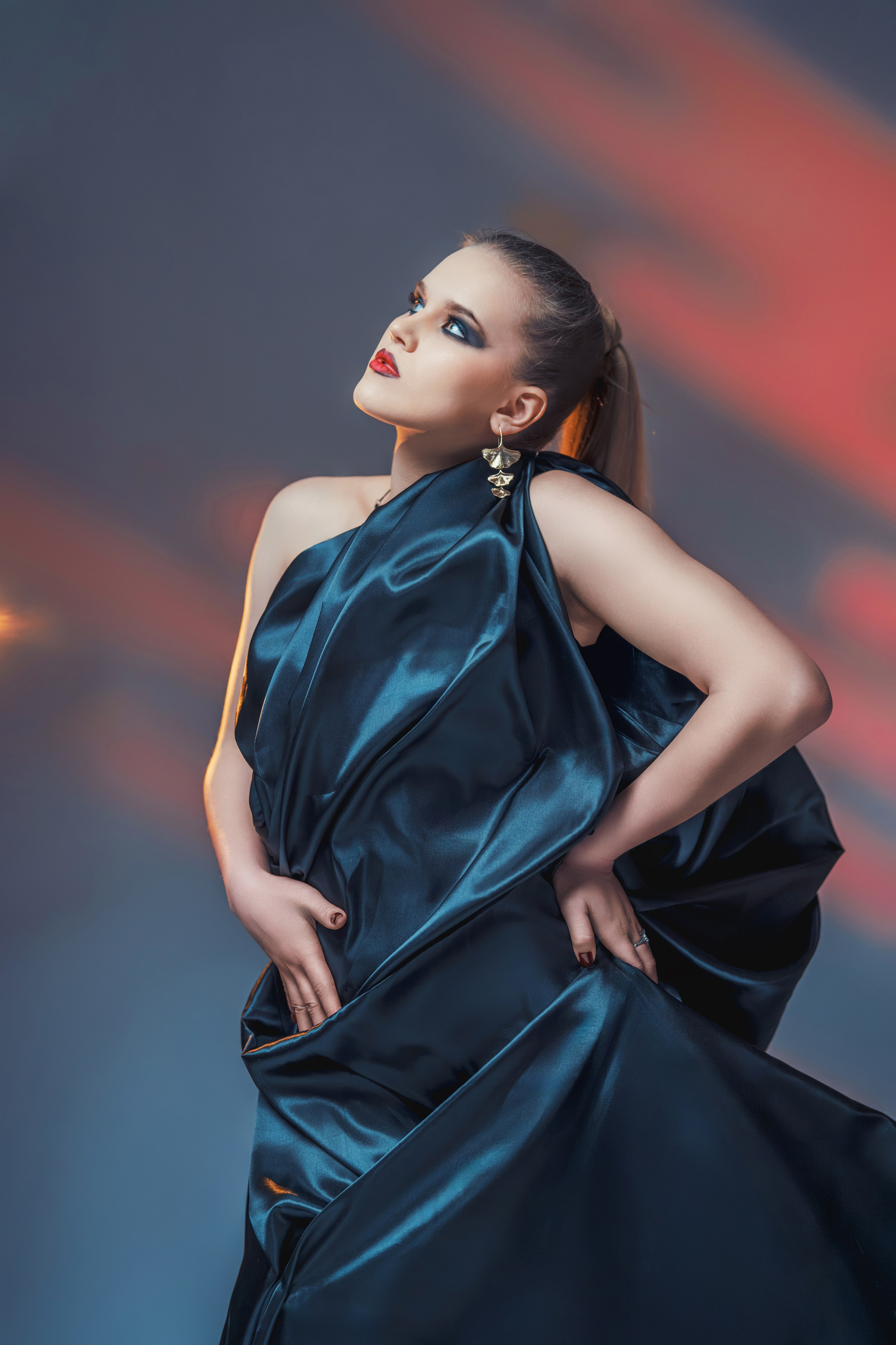 Flow Fabric. Nifty photography — коммерческий и портретный фотограф в Ташкенте. Студийная и выездная съёмка