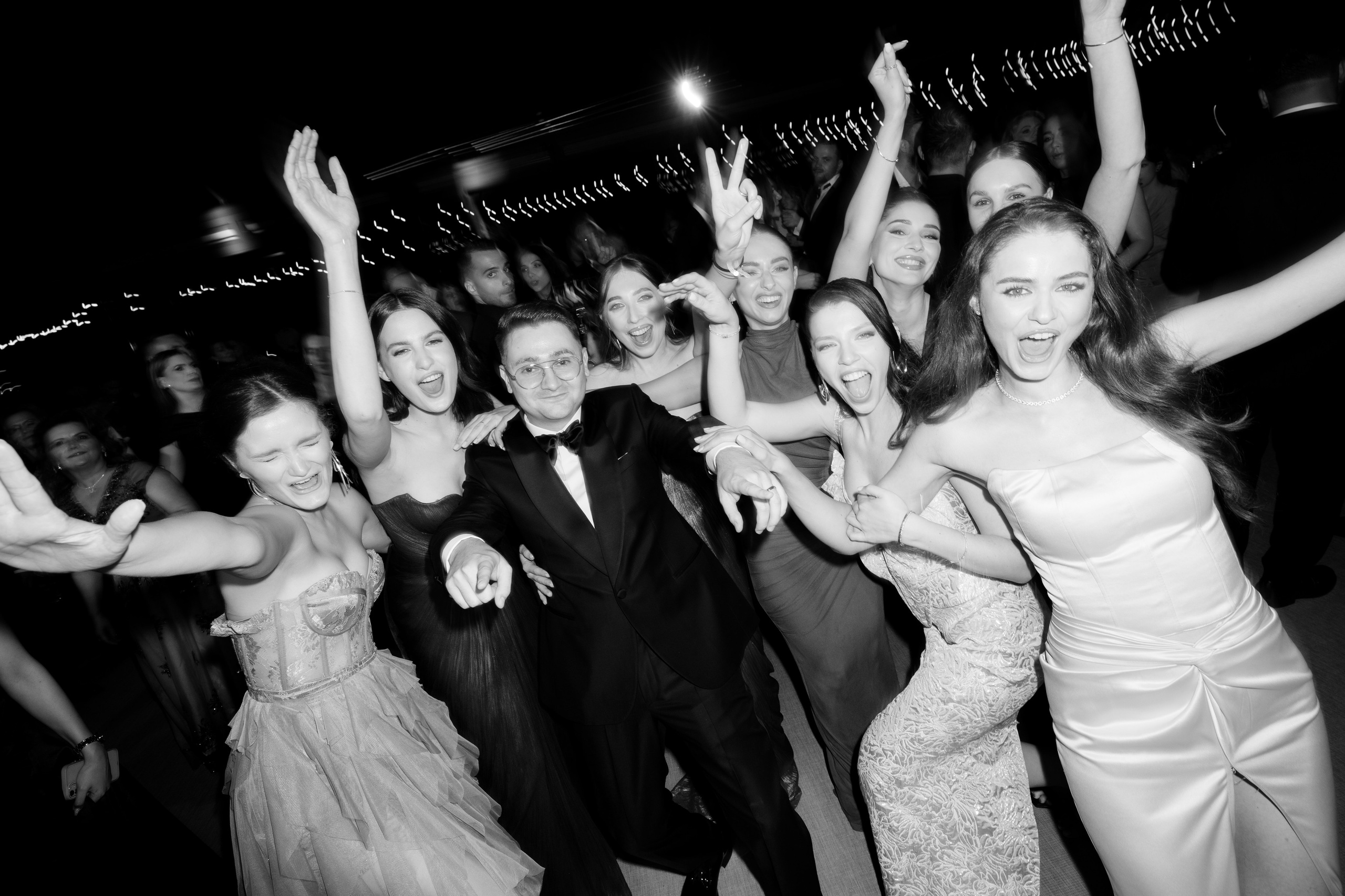 Diana & Octavian. Fotograf de nuntă Alex Pasarelu