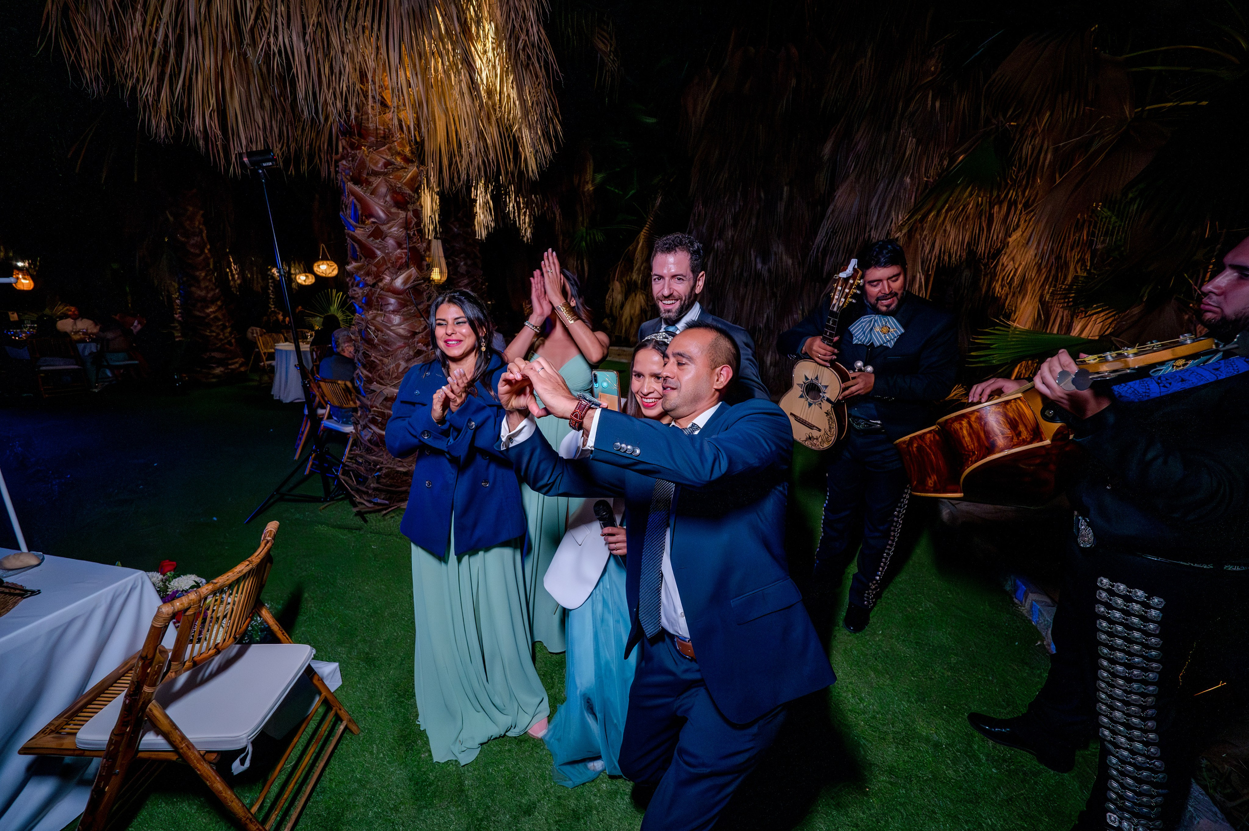 BYZO MEDIA. PETRU BYZO - family and children photographer in ROMANIA