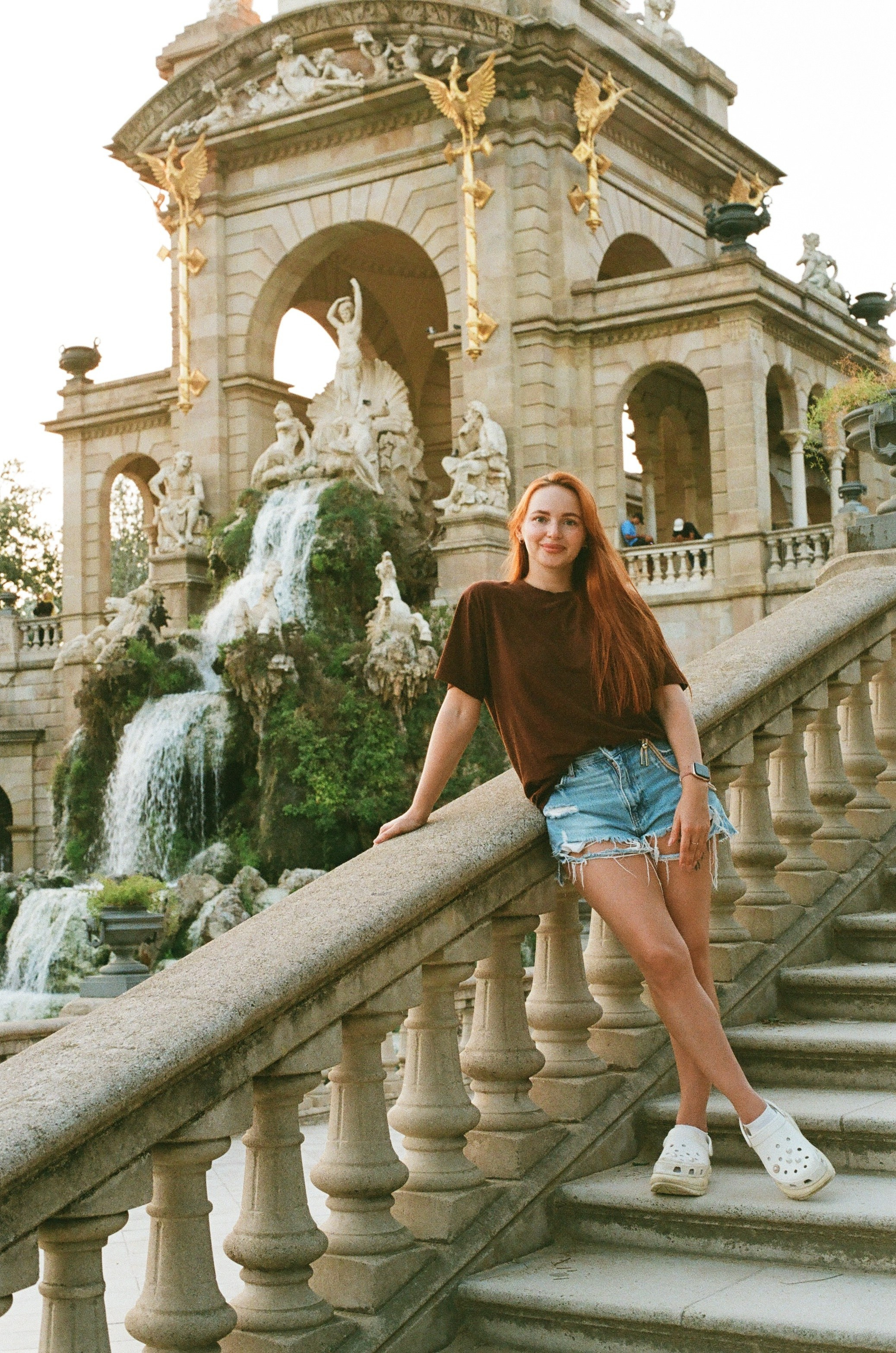 Как начать снимать на плёнку в 2026 году: мой первый опыт с Olympus OM-10 и Kodak UltraMax 400. Весільний і портретний фотограф у Барселоні та Батумі | Валерія Азаренко