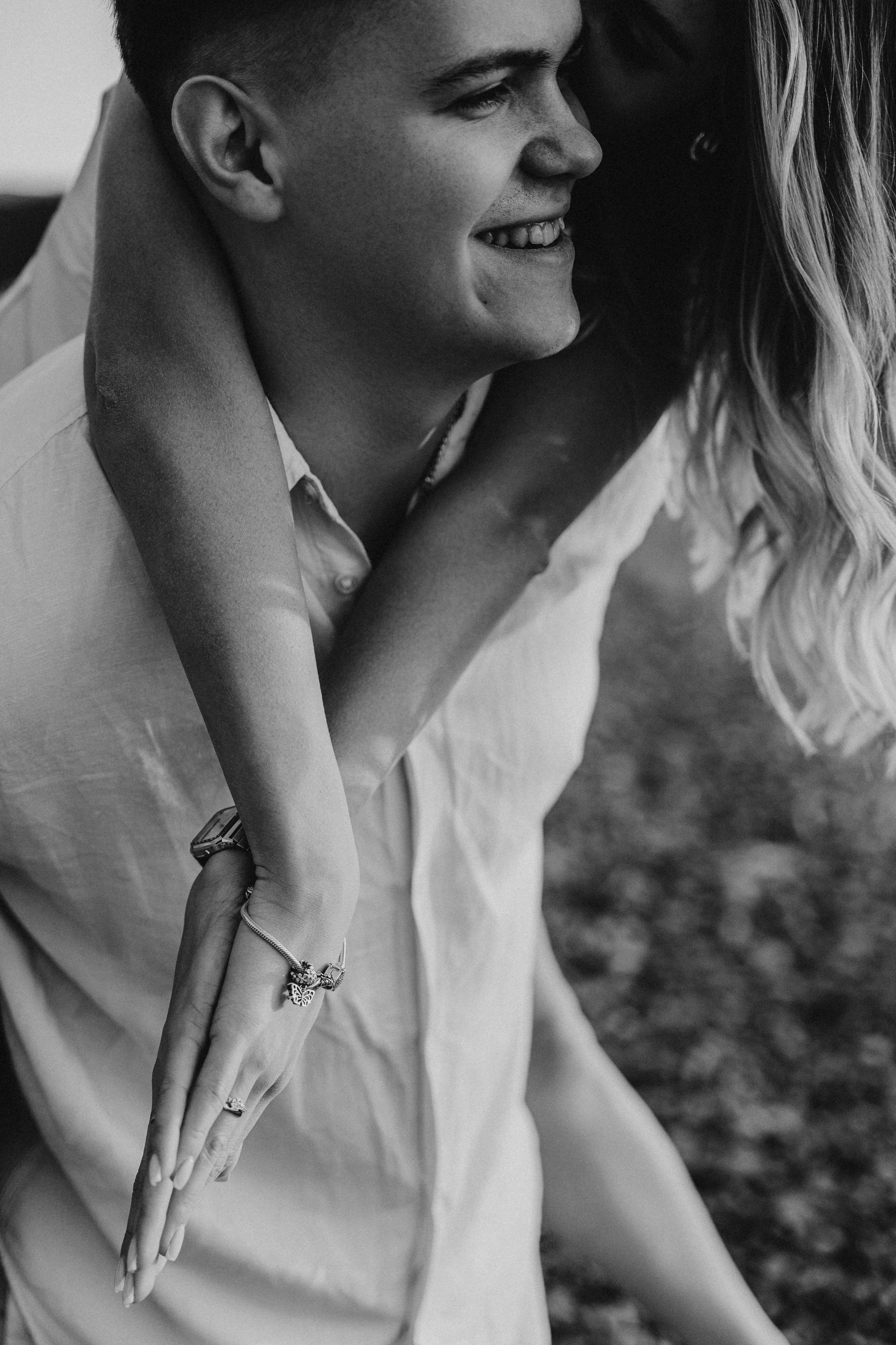     Романтические фотографии пары в Барселоне — фотограф для Love Story в Испании
