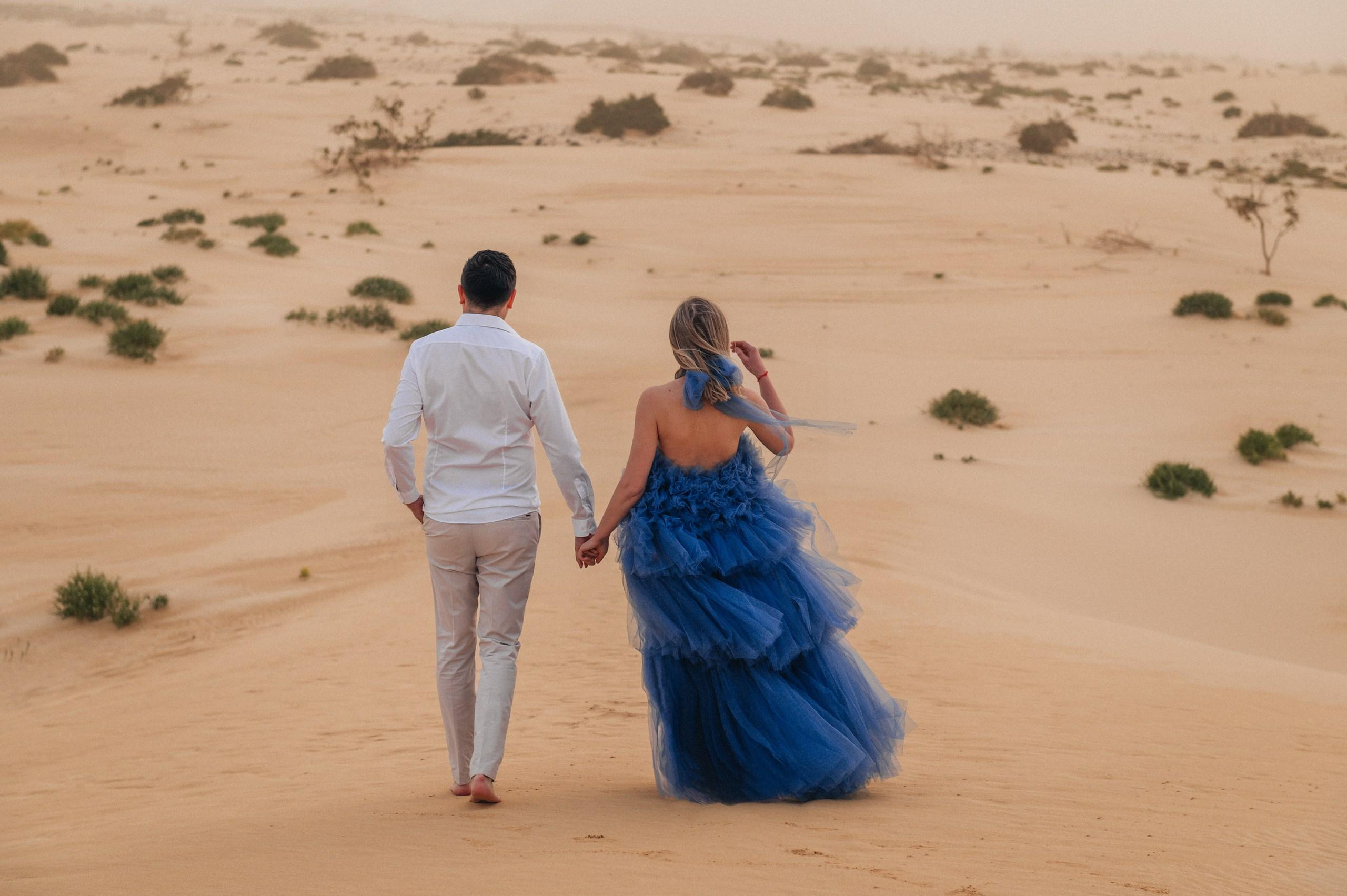 Dunes of Corralejo. Lily Walter | Hochzeitsfotografin Regensburg | München