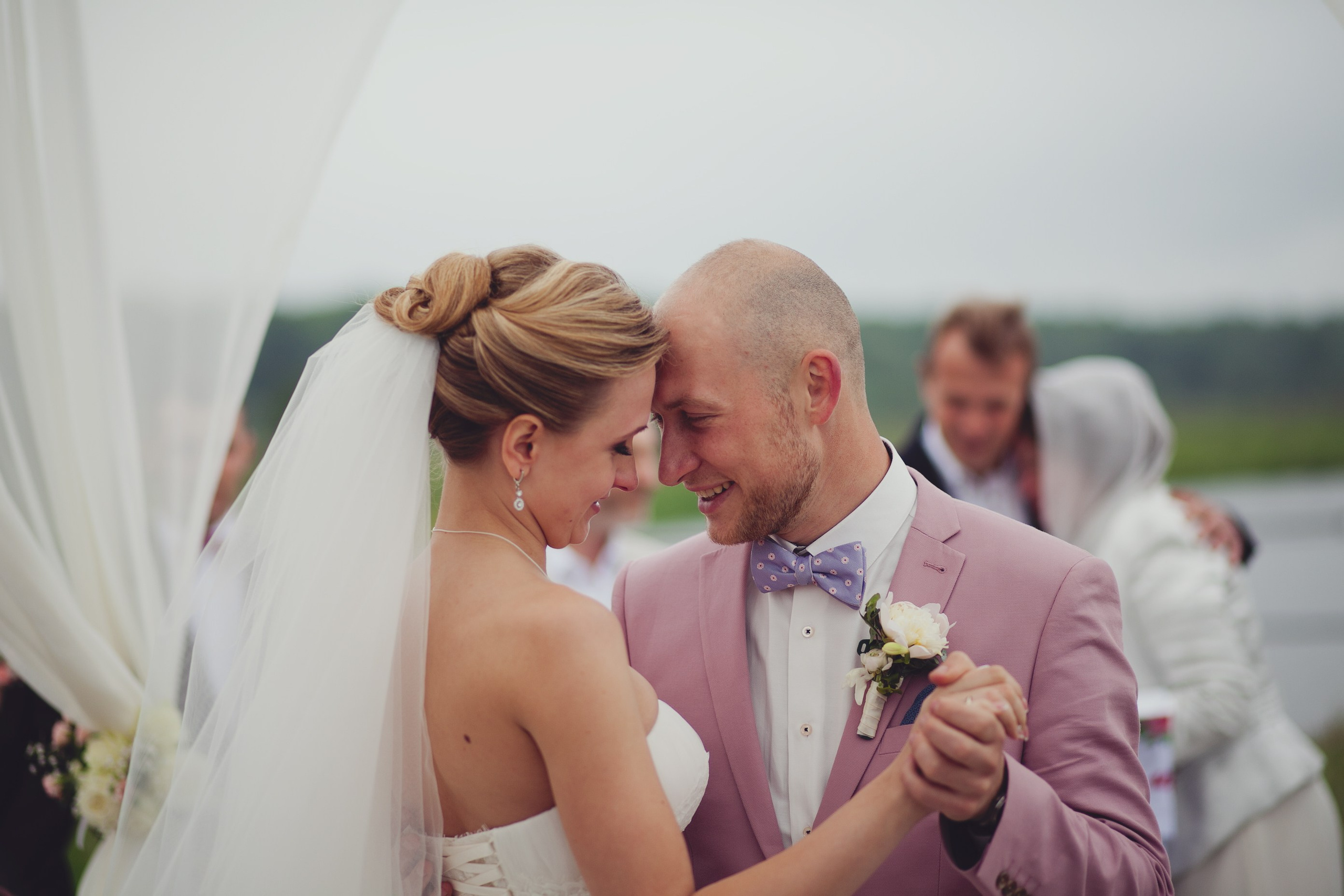 Robert & Andriana, Lviv. Denny Savon — Photographer in Santorini | Weddings, Love Stories & Flying Dress