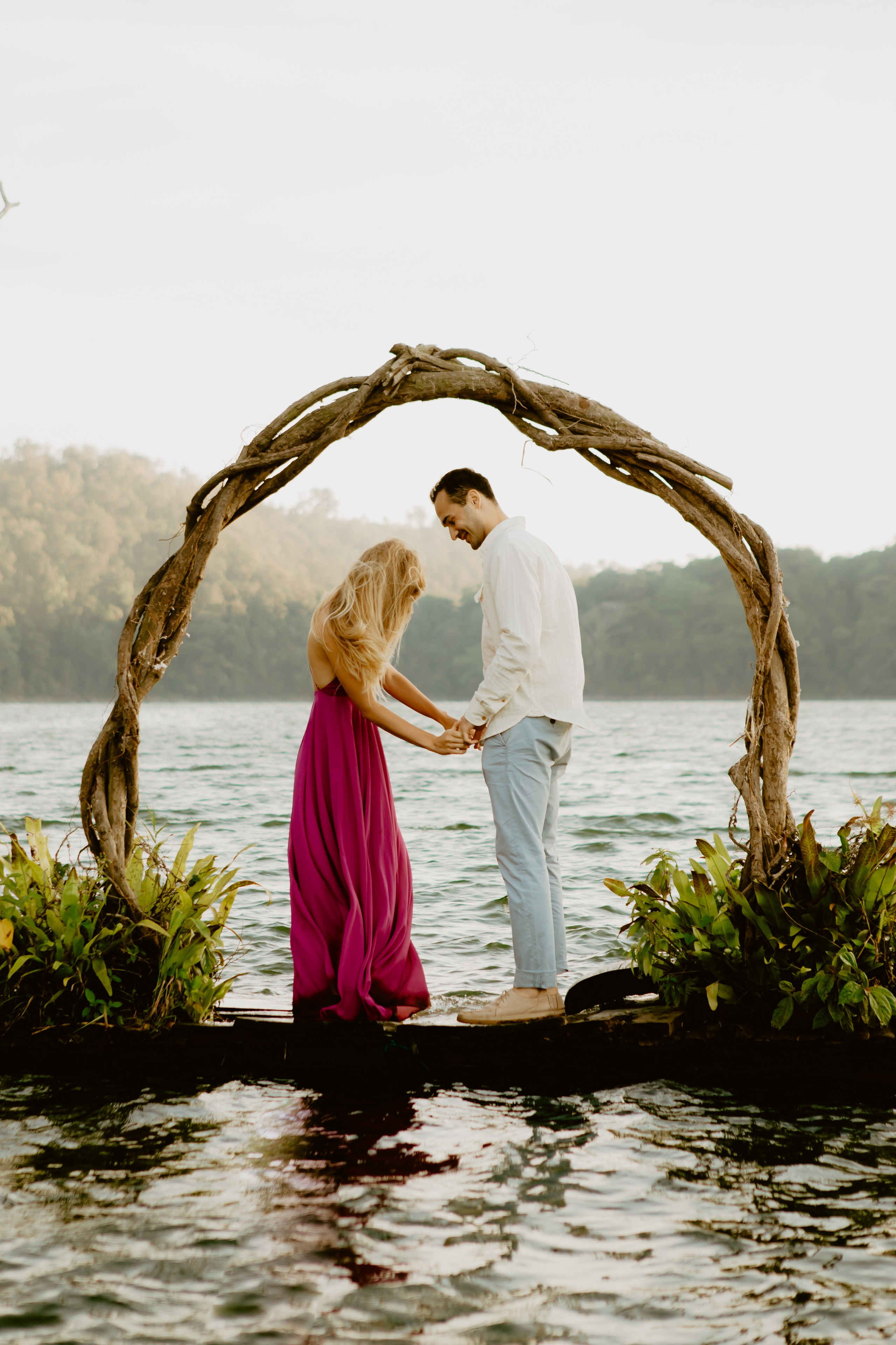 Honeymoon photo shoot in Bali. Female Photographer in Bali