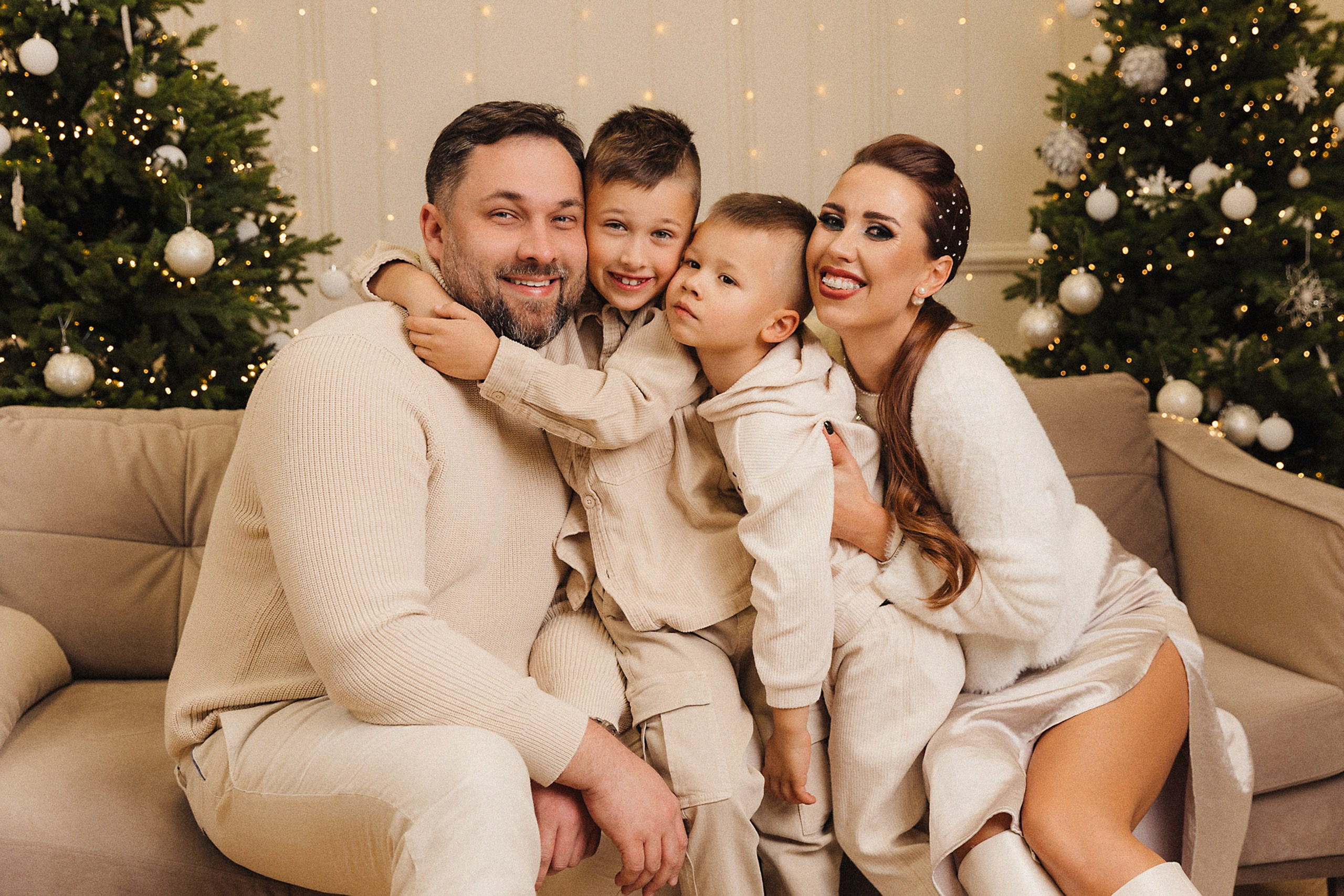 Christmas and New Year photo sessions in Riga, Latvia in studio. Evgeny Timofeyev | Wedding & Content photographer and videographer