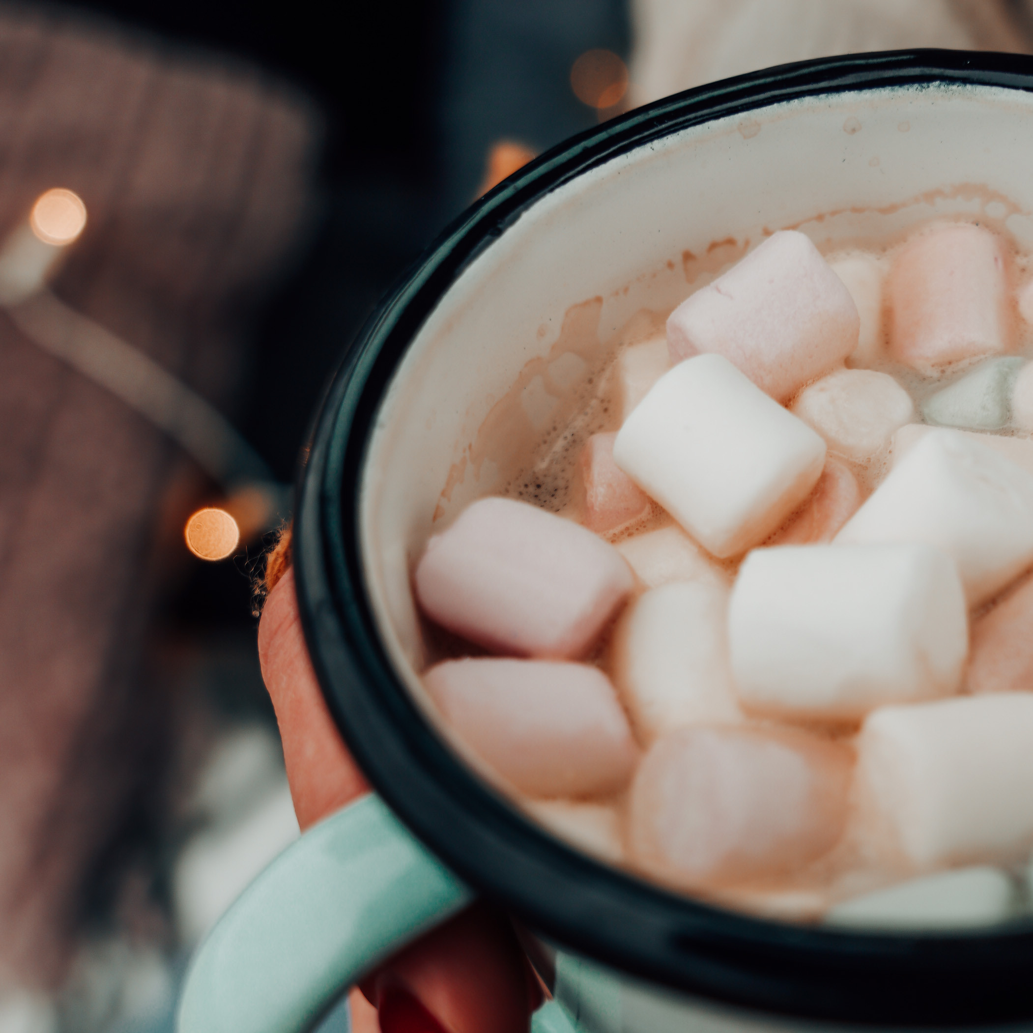 Helga Car Christmas photoshoot. Rodinna fotografka Plzen Anita Dergachova