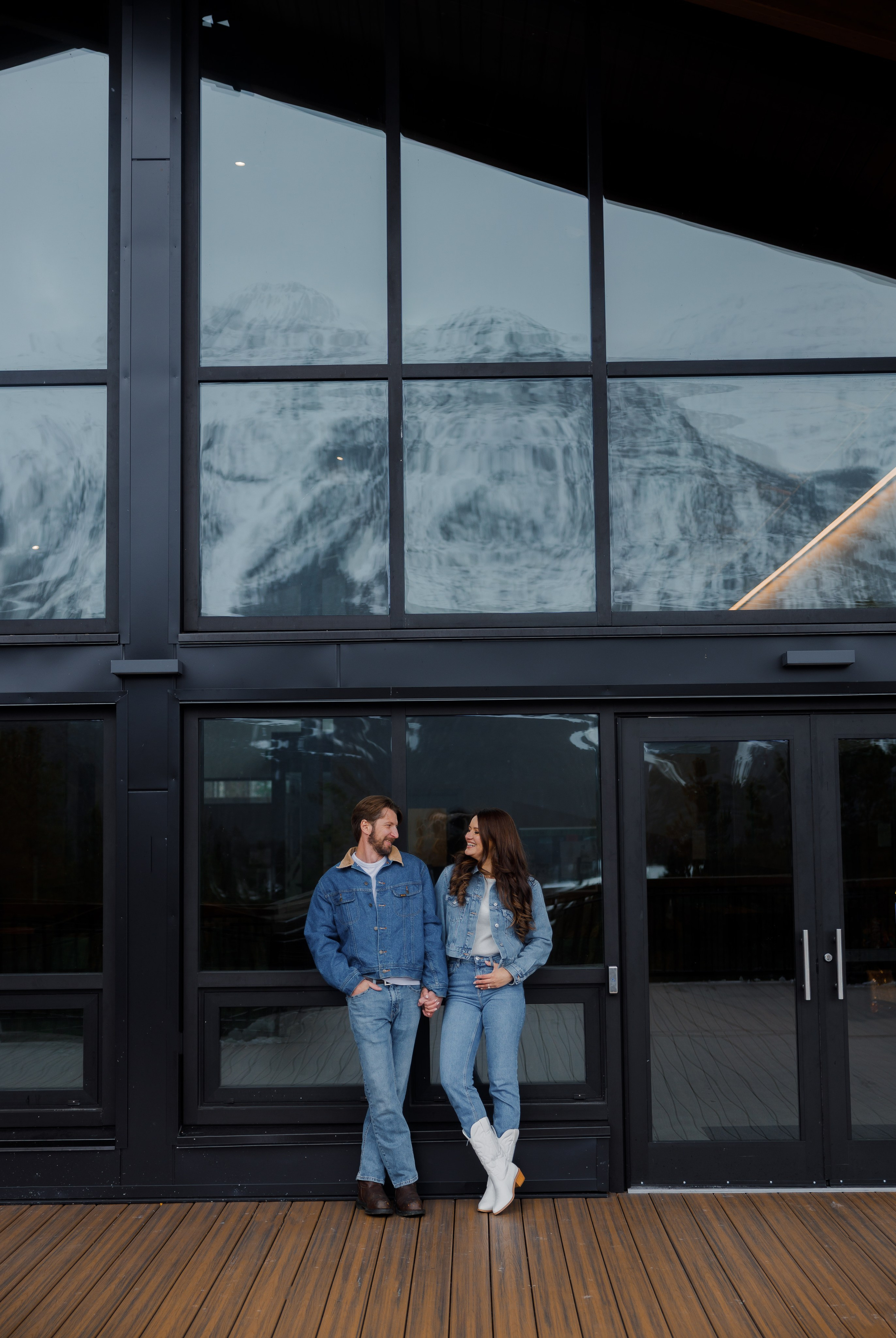 Ski engagement session. Home