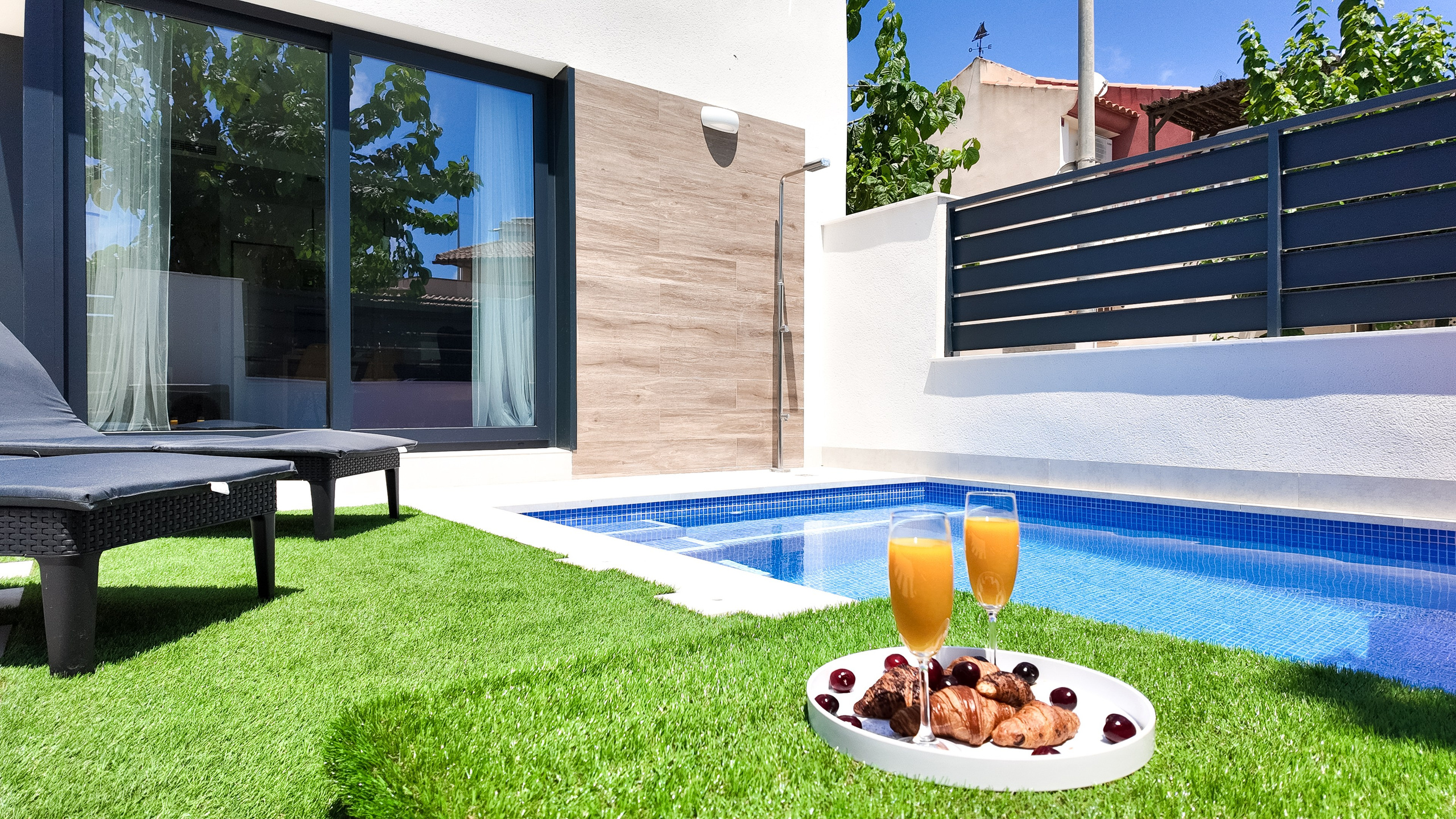 VILLA Luna I&M GROUP. Baby Beast