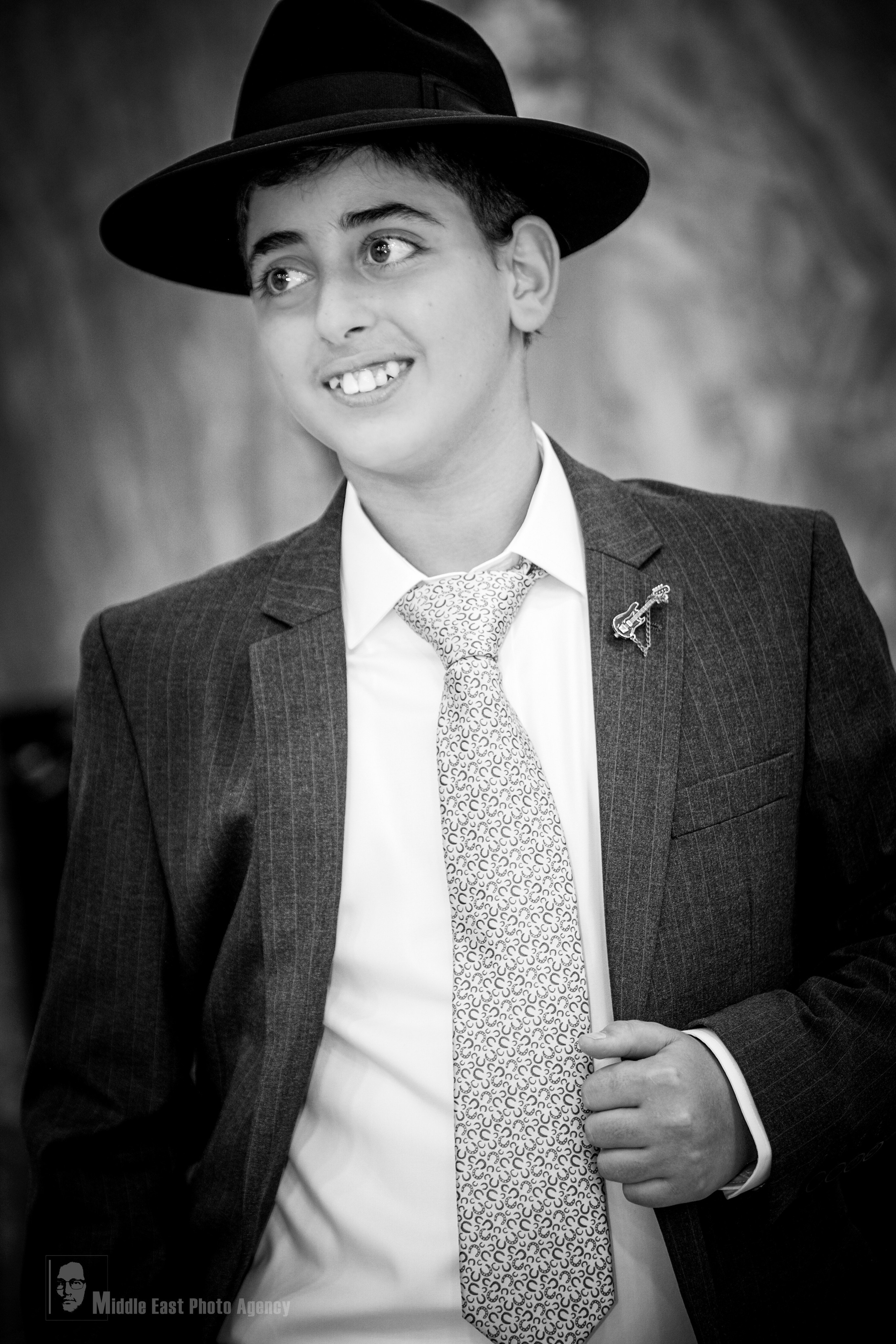 מאיר חוגג בר מצוה. Middle East Photo Agency — Photography & Event Magnets — סוכנות צילום והדפסת מגנטים לאירועים