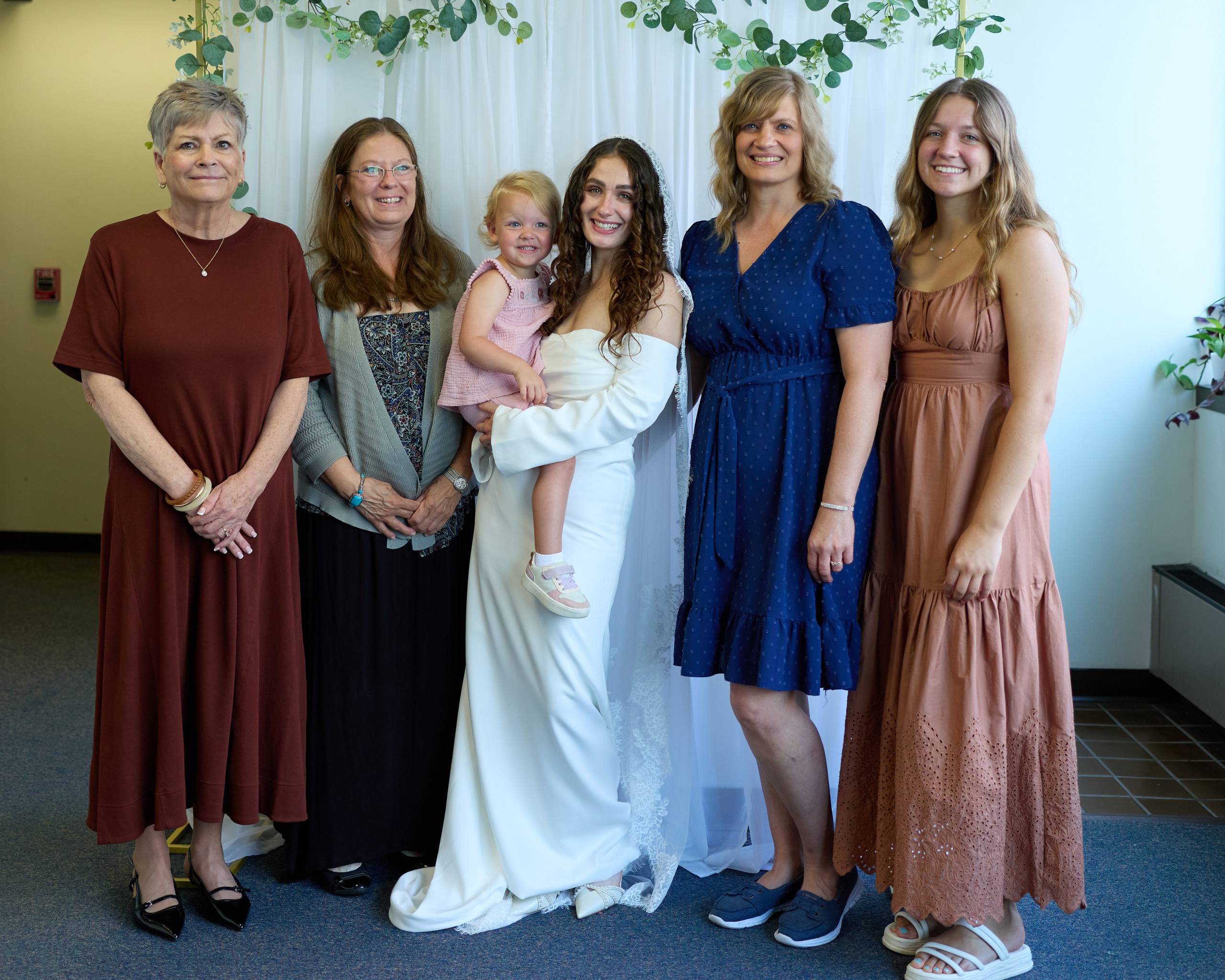 Jamie & Ron Сity hall ceremonies +Photoshoot afterward, Columbus. Columbus Proposal & Wedding Photographer | Kovyphoto