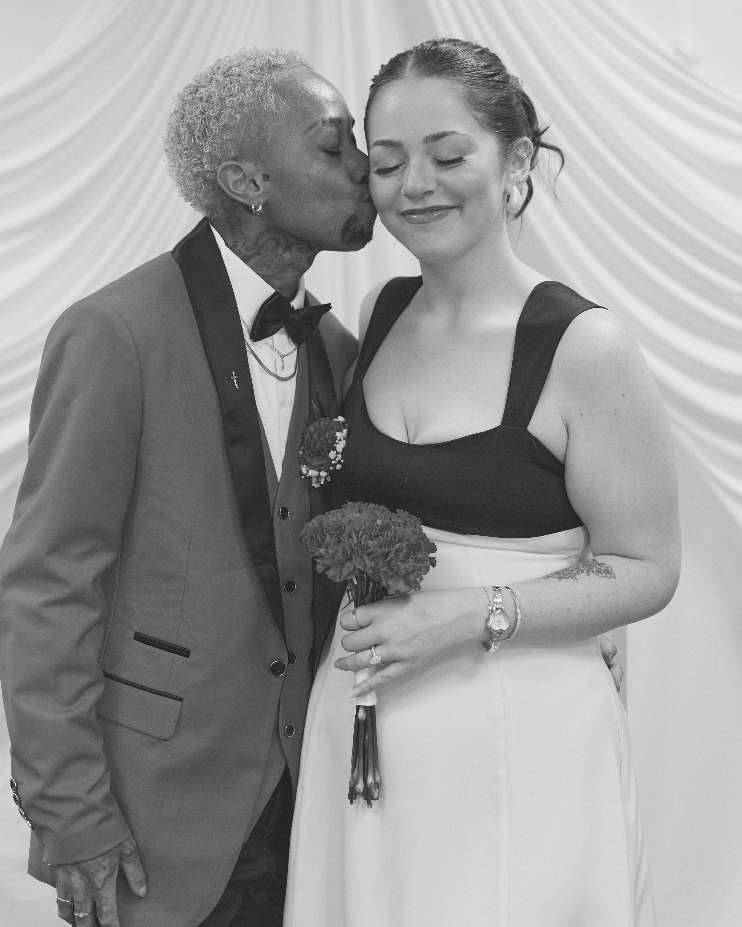 Josie & William Сity hall ceremonies +Photoshoot afterward, Columbus. Columbus Proposal & Wedding Photographer | Kovyphoto