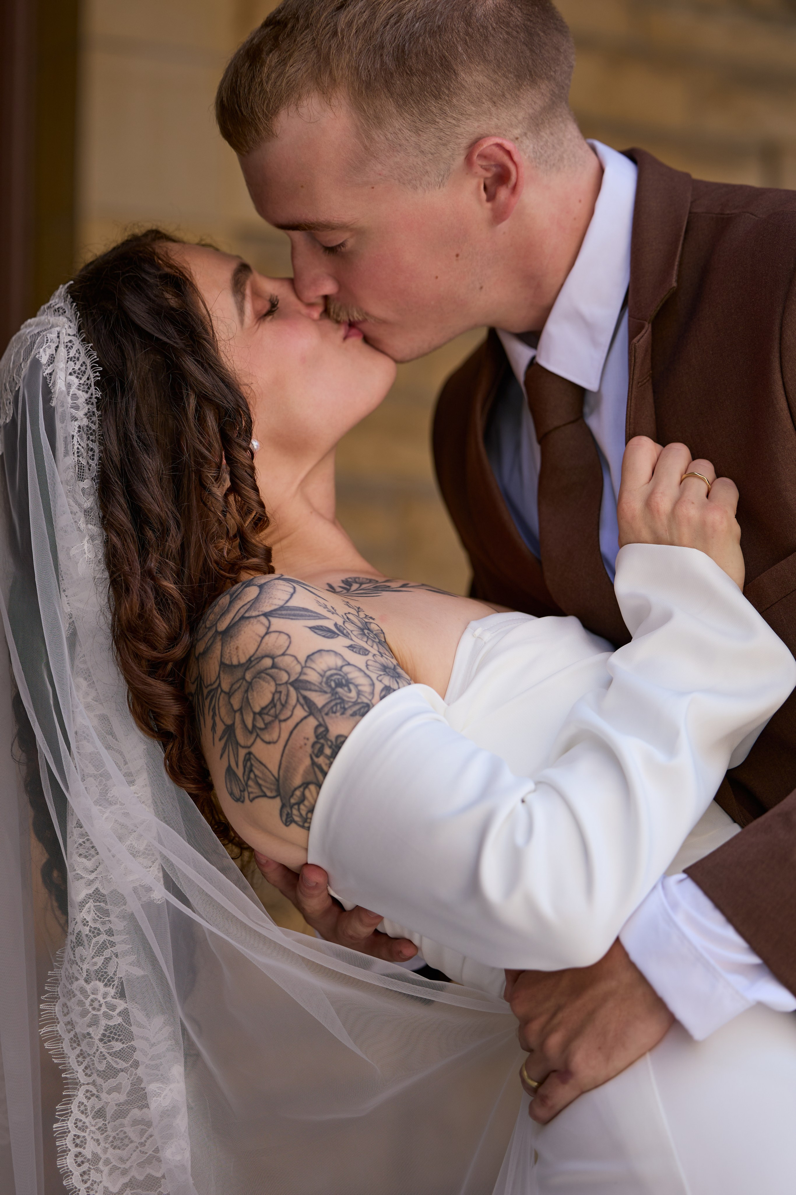 Jamie & Ron Сity hall ceremonies +Photoshoot afterward, Columbus. Columbus Proposal & Wedding Photographer | Kovyphoto