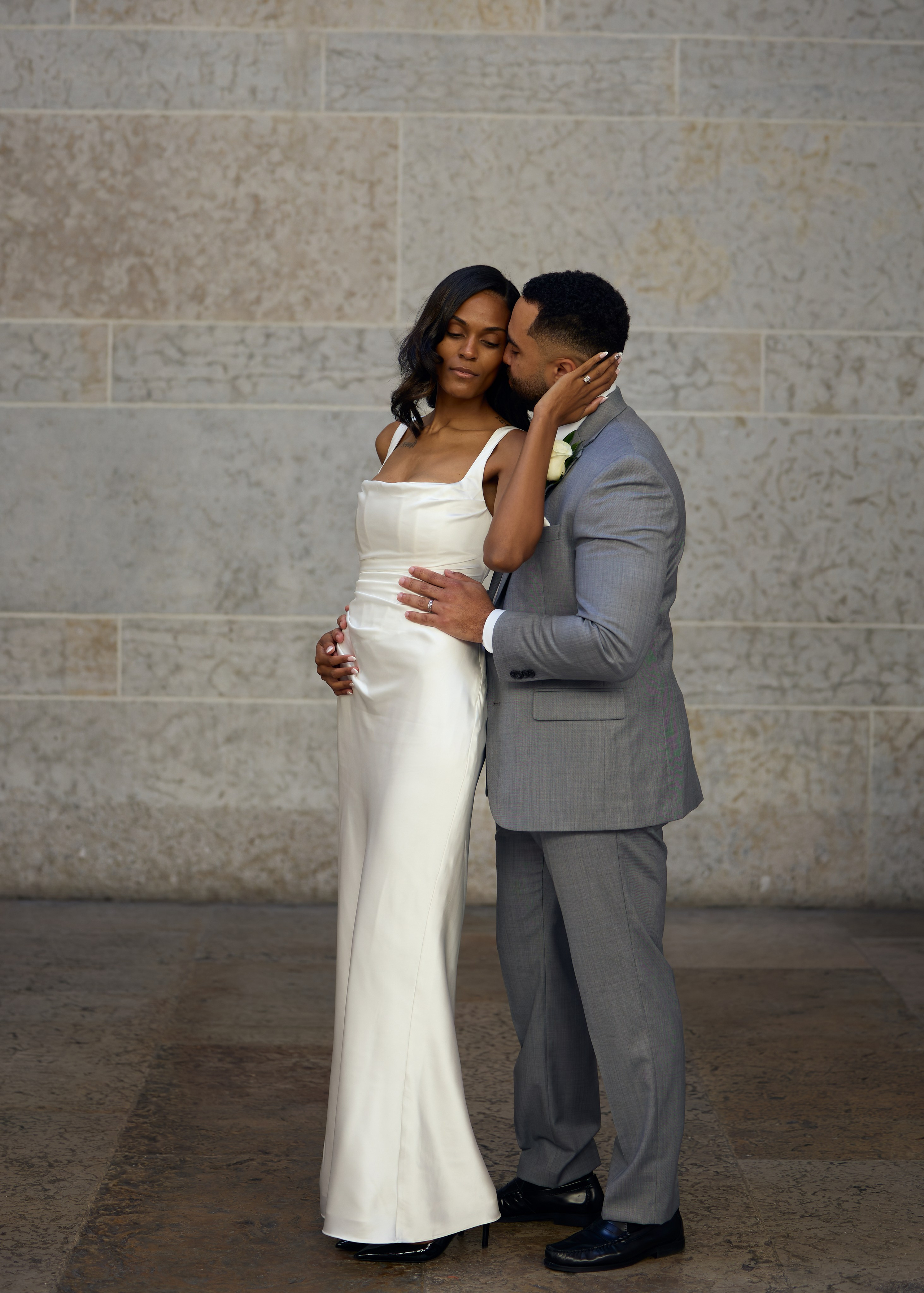 Ohio Statehouse Intimate Wedding | Columbus Ohio Photographer