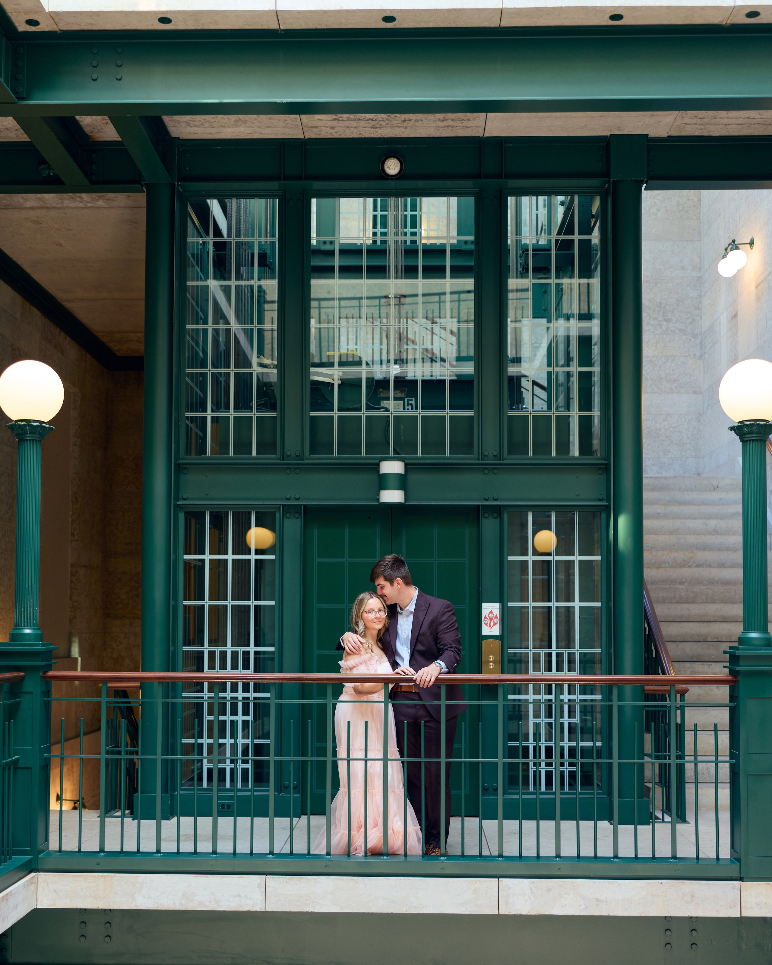 Ohio Statehouse Engagement Photos | Columbus Ohio Photographer