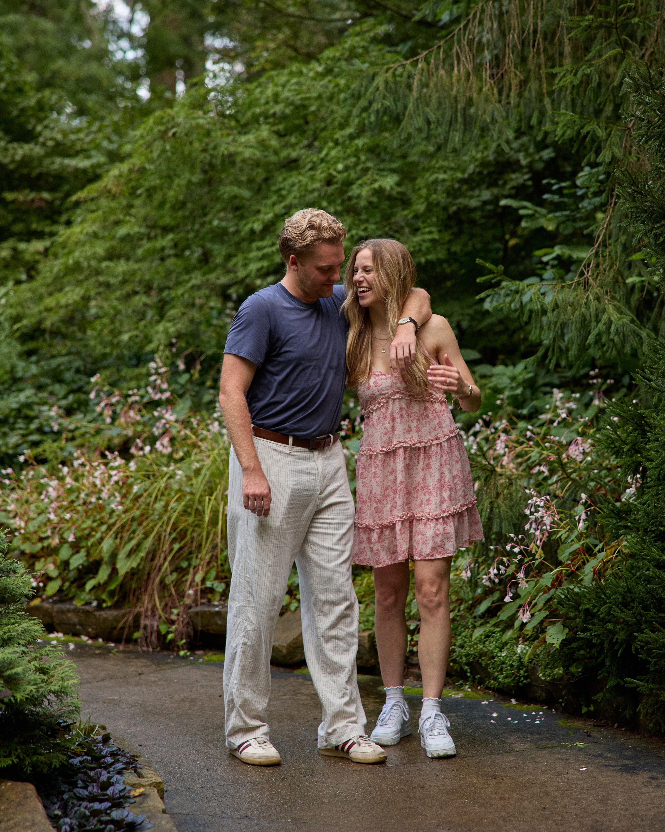 Inniswood Secret Garden Proposal | Columbus Ohio Photographer