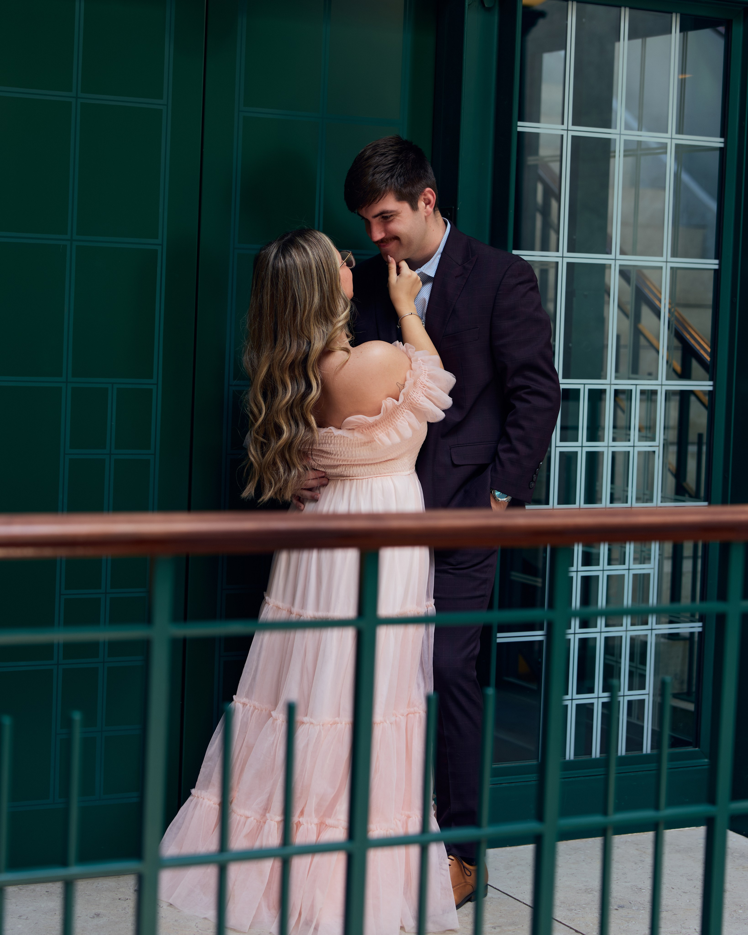 Ohio Statehouse Engagement Photos | Columbus Ohio Photographer